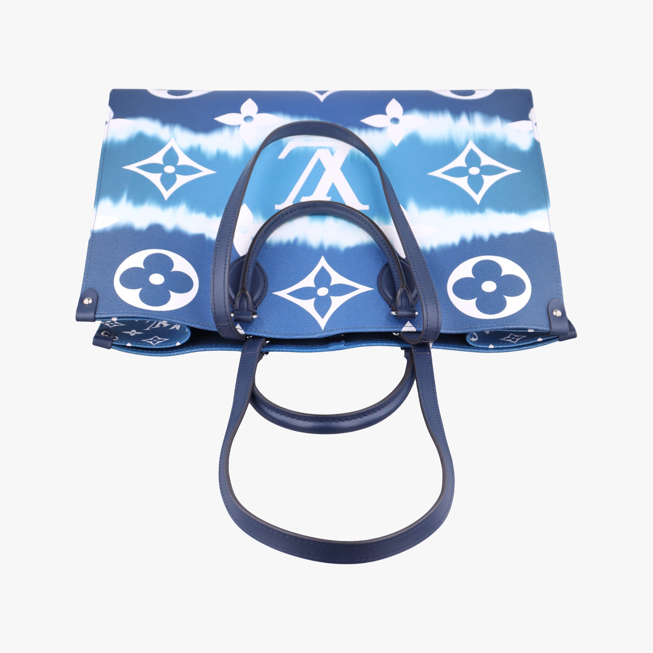 Pre-owned Louis Vuitton LV ESCALE OnTheGo GM Blue Monogram Giant M45120 shoulderbag | stylenewstar