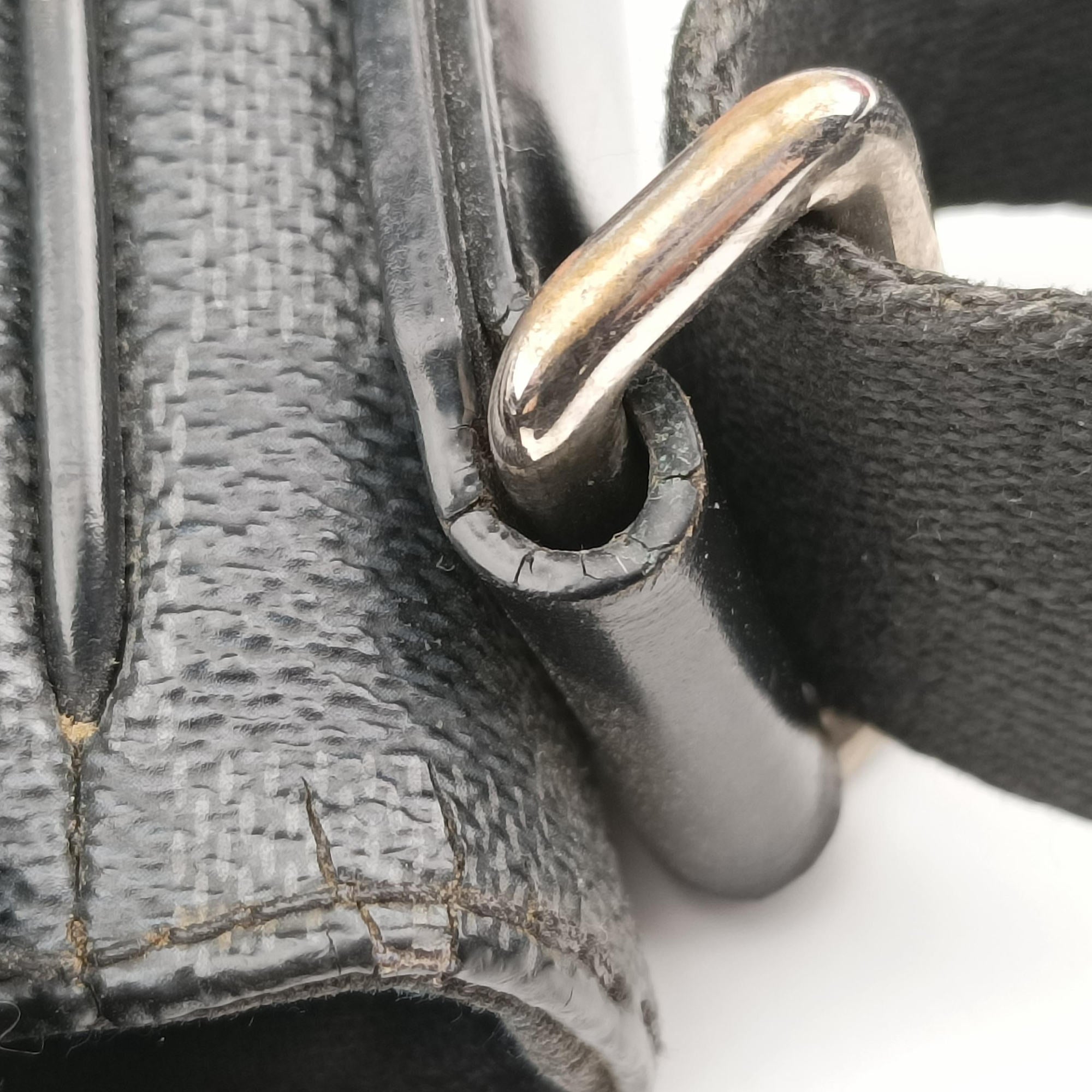 Vintage Louis Vuitton DISTRICT PM Noir Damier GRAPHITE N41714 shoulderbag | stylenewstar