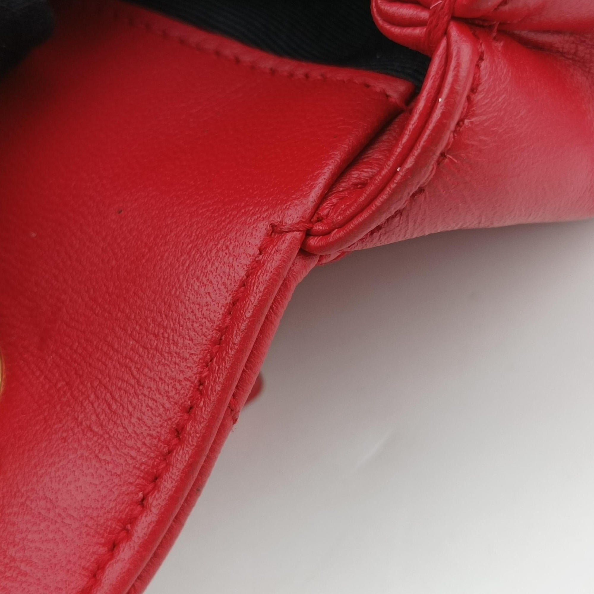Vintage Yves Saint Laurent Baby Chai Red Leather 399289 shoulderbag | stylenewstar