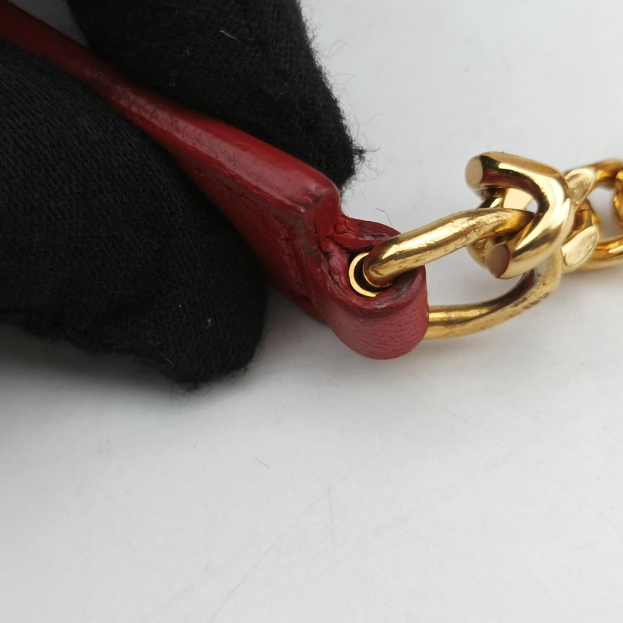 Vintage Yves Saint Laurent Baby Chai Red Leather 399289 shoulderbag | stylenewstar
