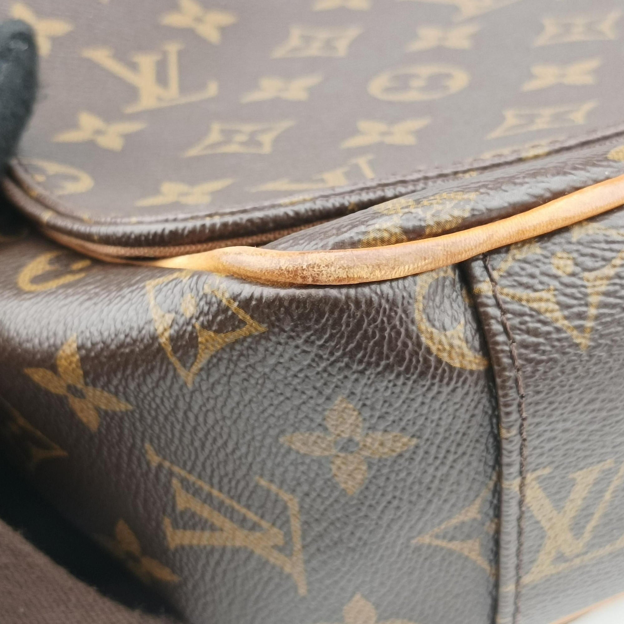 Pre-owned Louis Vuitton Abbesses Messenger MM brown Monogram canvas M97038 shoulderbag | stylenewstar