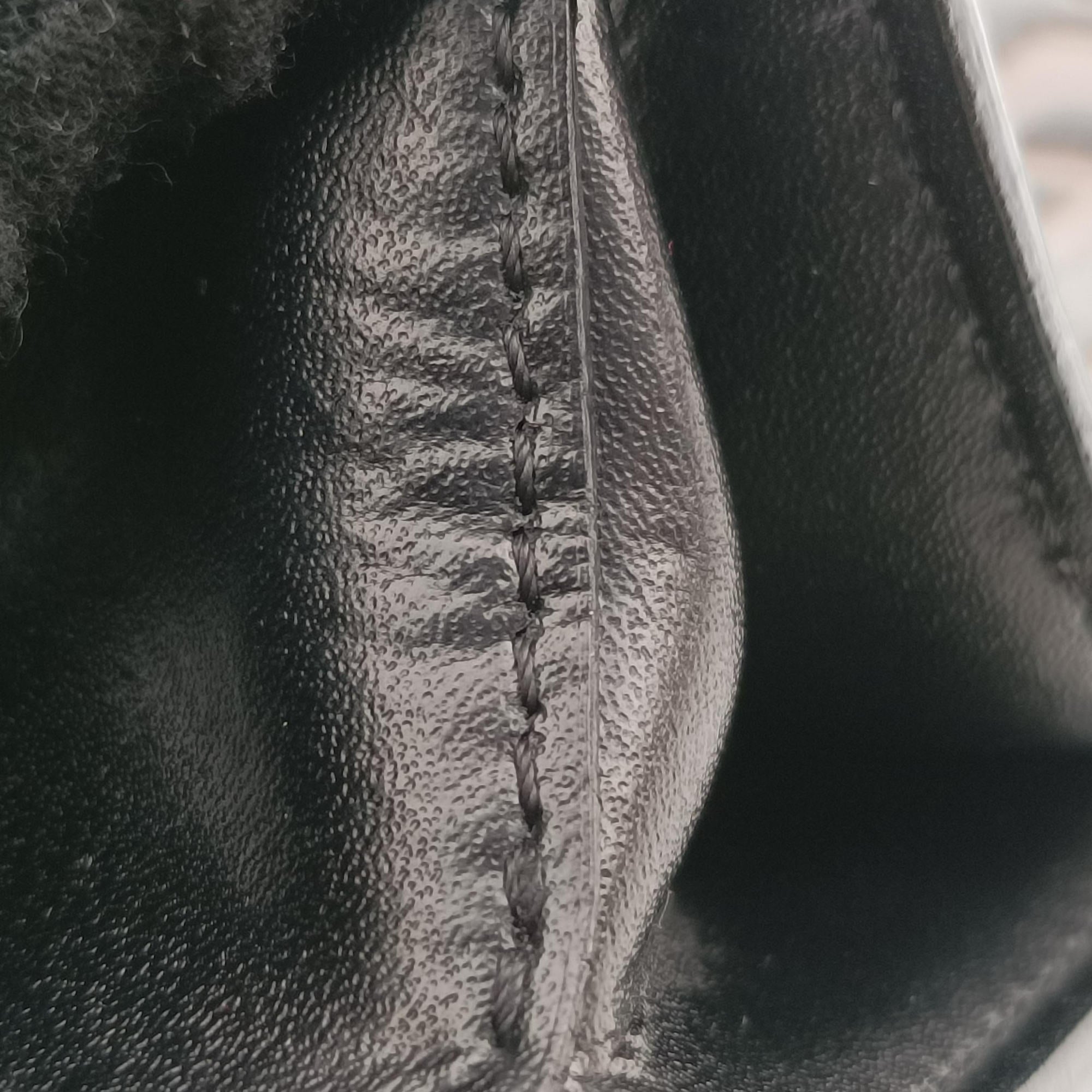 Secondhand Fendi Kan U Brown×black Leather 8M0417 shoulderbag | stylenewstar