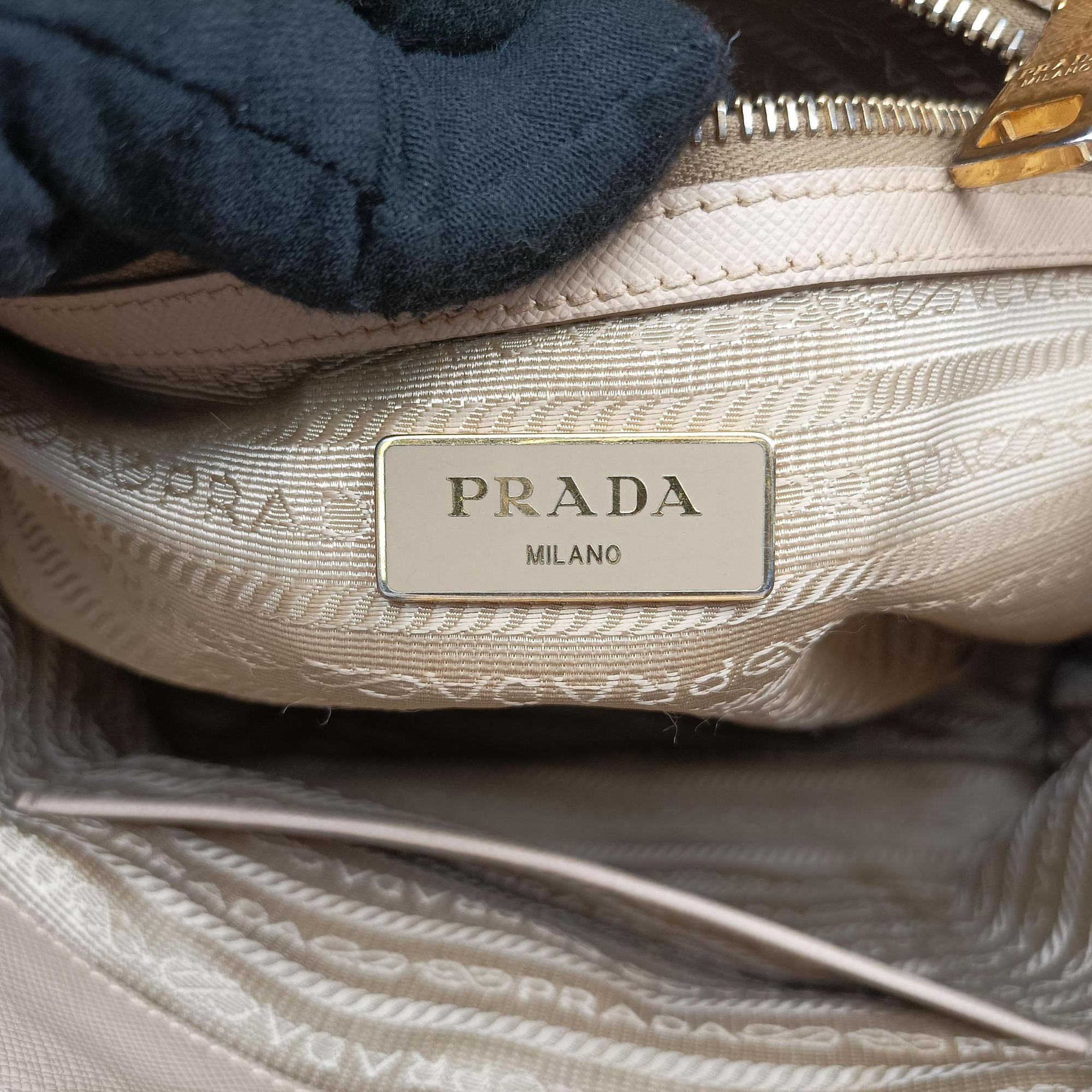 Pre-owned Prada Galleria Beige SAFFIANO Leather BN1786 shoulderbag | stylenewstar