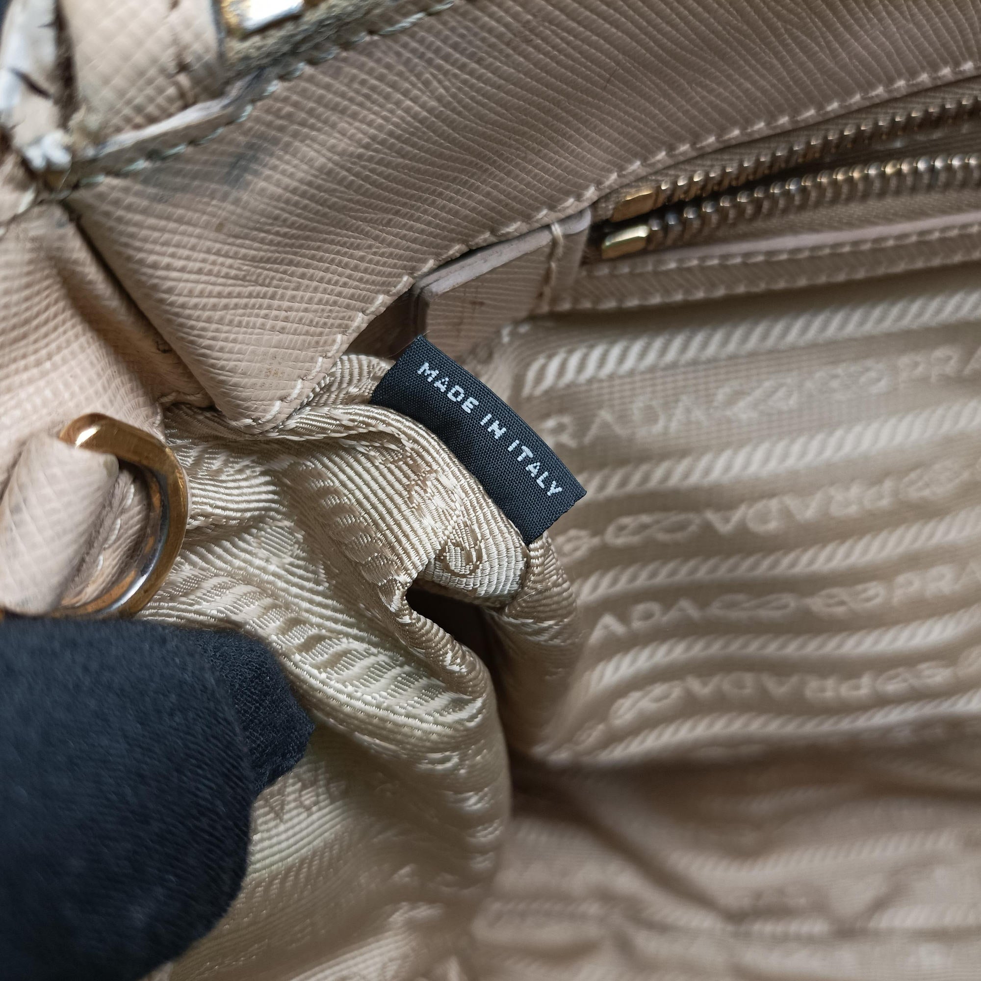 Pre-owned Prada Galleria Beige SAFFIANO Leather BN1786 shoulderbag | stylenewstar