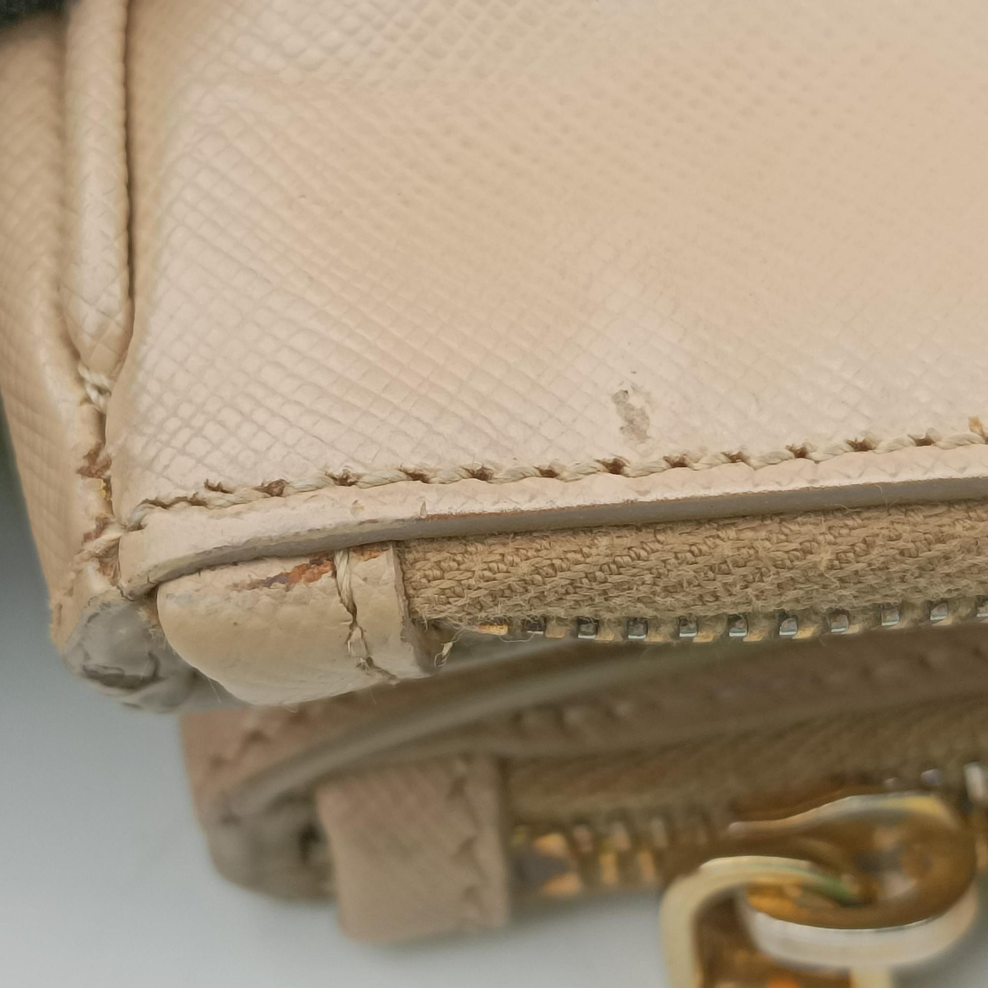 Pre-owned Prada Galleria Beige SAFFIANO Leather BN1786 shoulderbag | stylenewstar