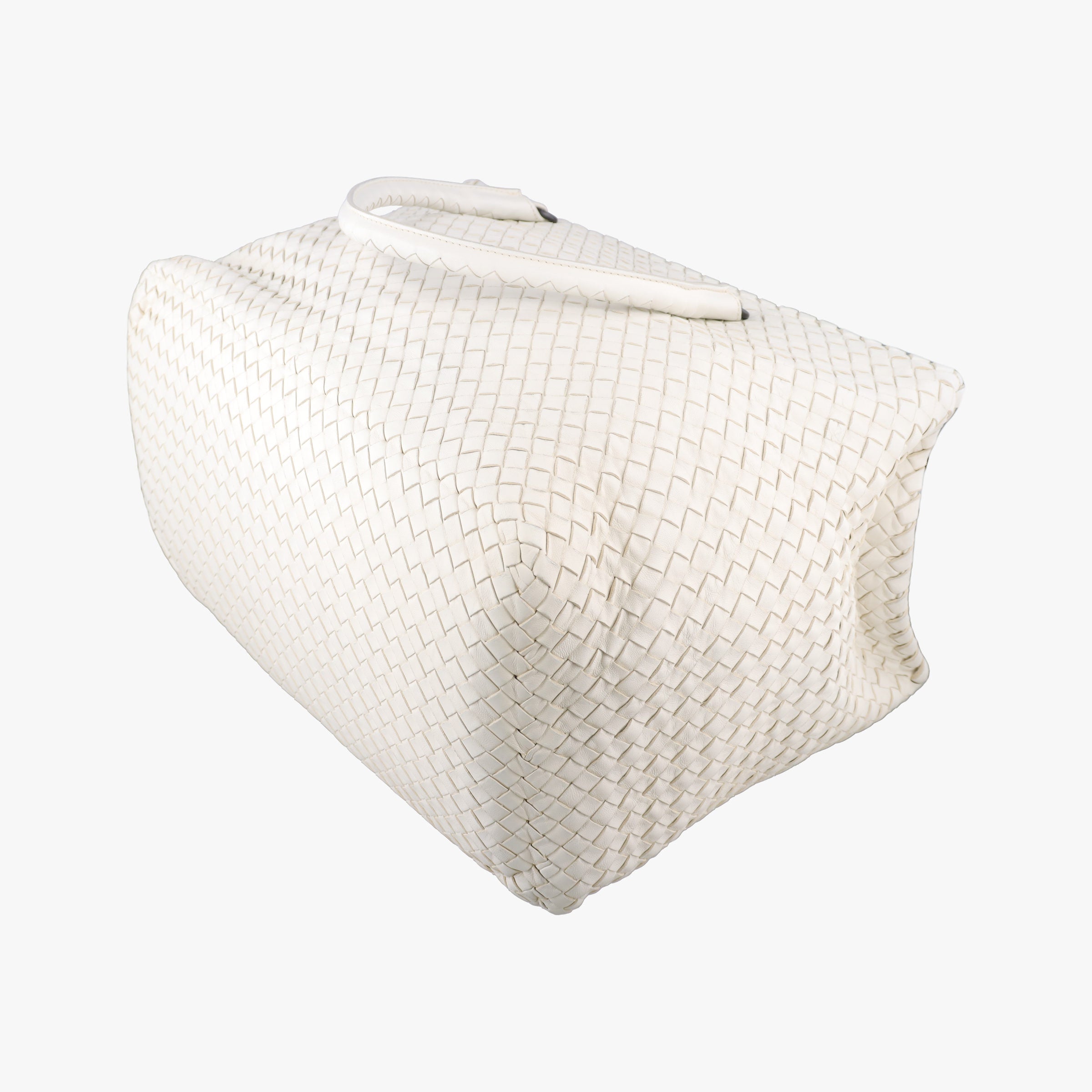 Pre-owned Bottega Veneta Intrecciato White lambskin  handbag | stylenewstar