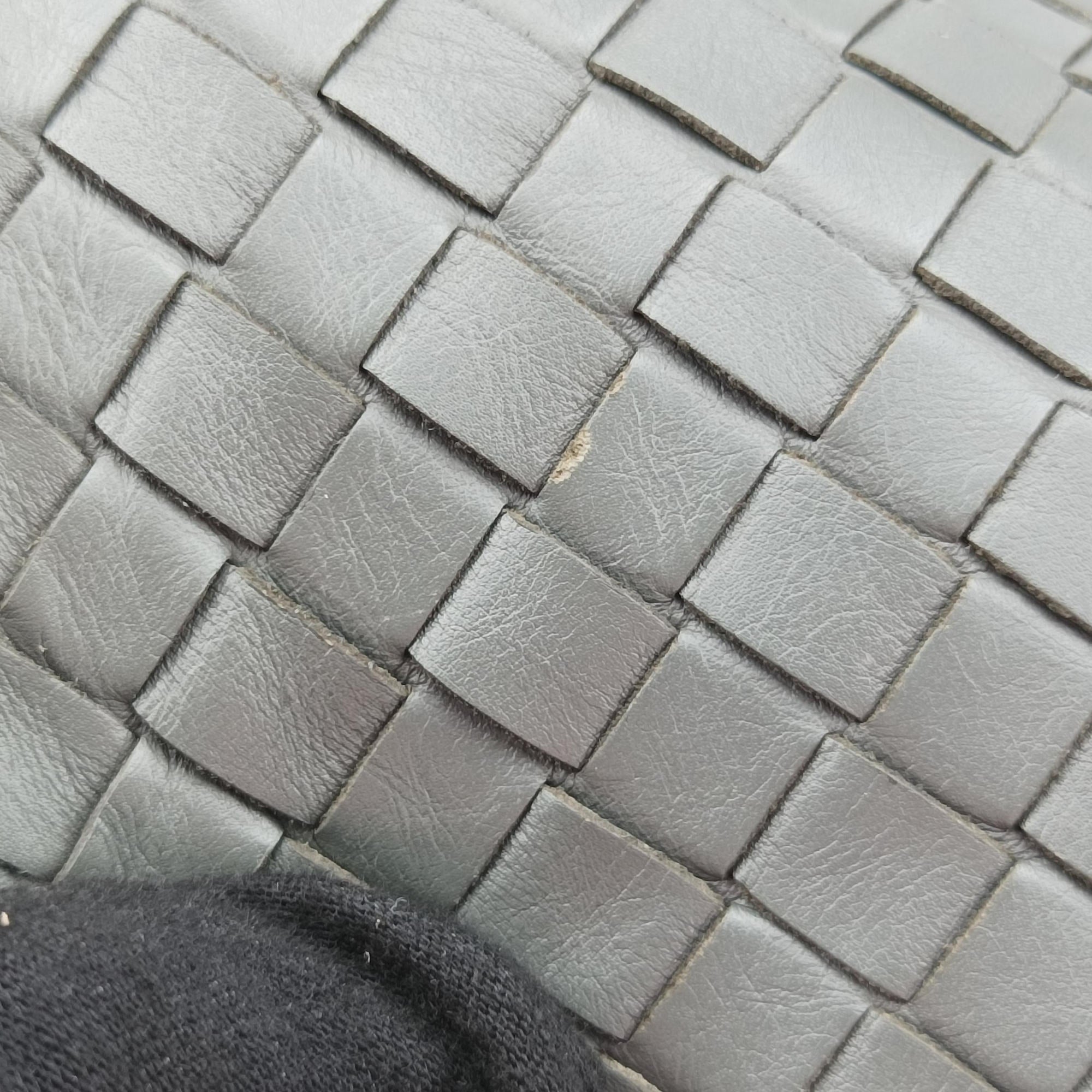 Secondhand Bottega Veneta Intrecciato Grey lambskin  handbag | stylenewstar