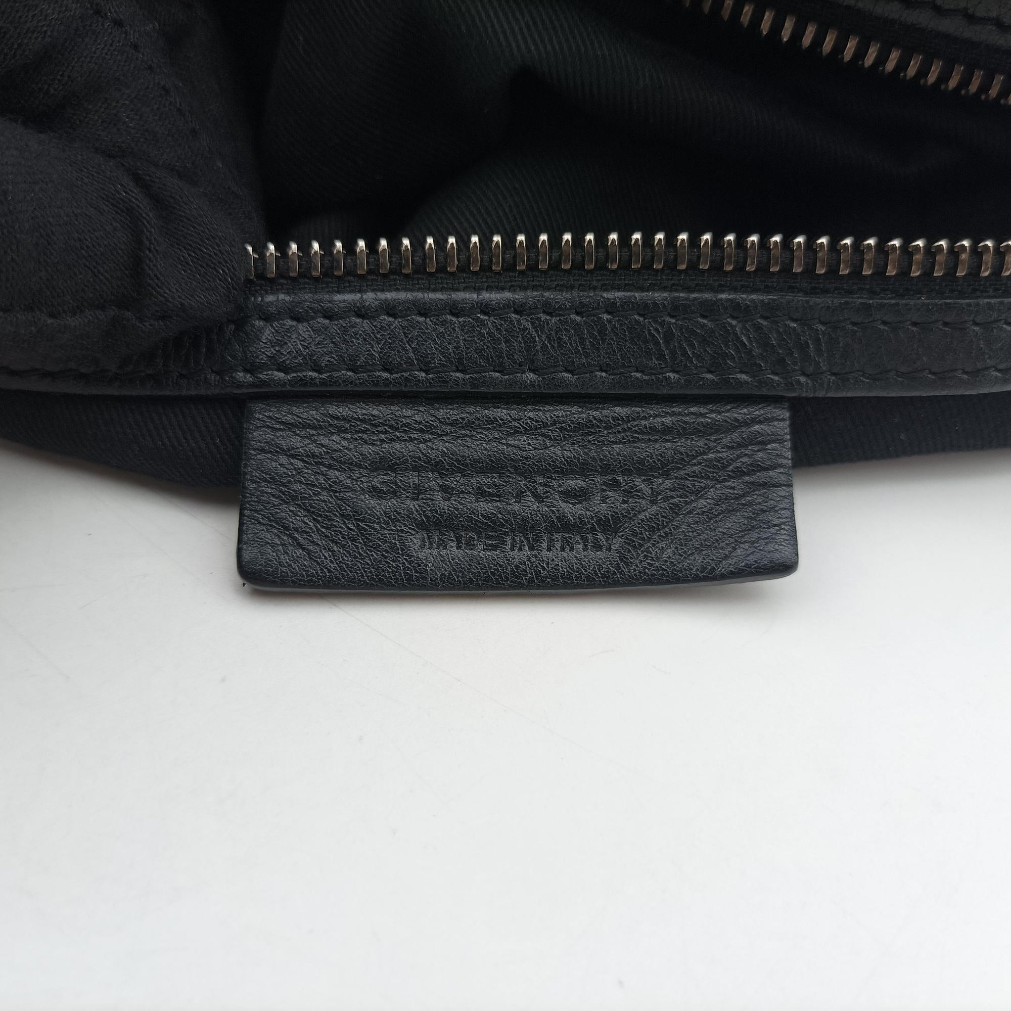 Pre-owned Givenchy Pandora Black Leather  shoulderbag | stylenewstar