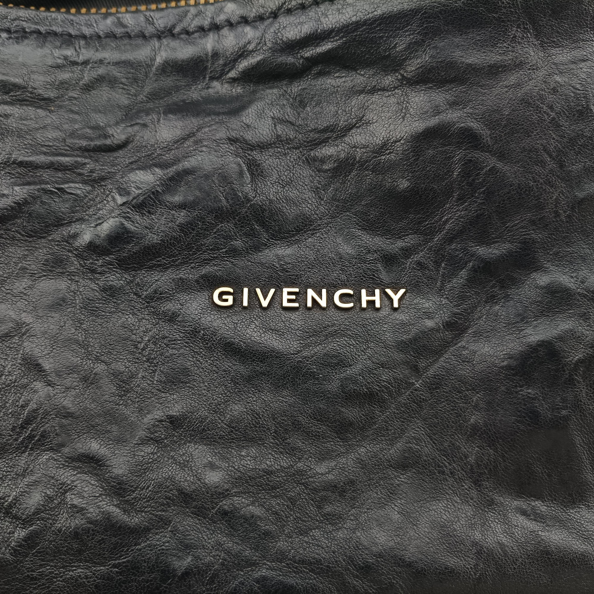 Pre-owned Givenchy Pandora Black Leather  shoulderbag | stylenewstar