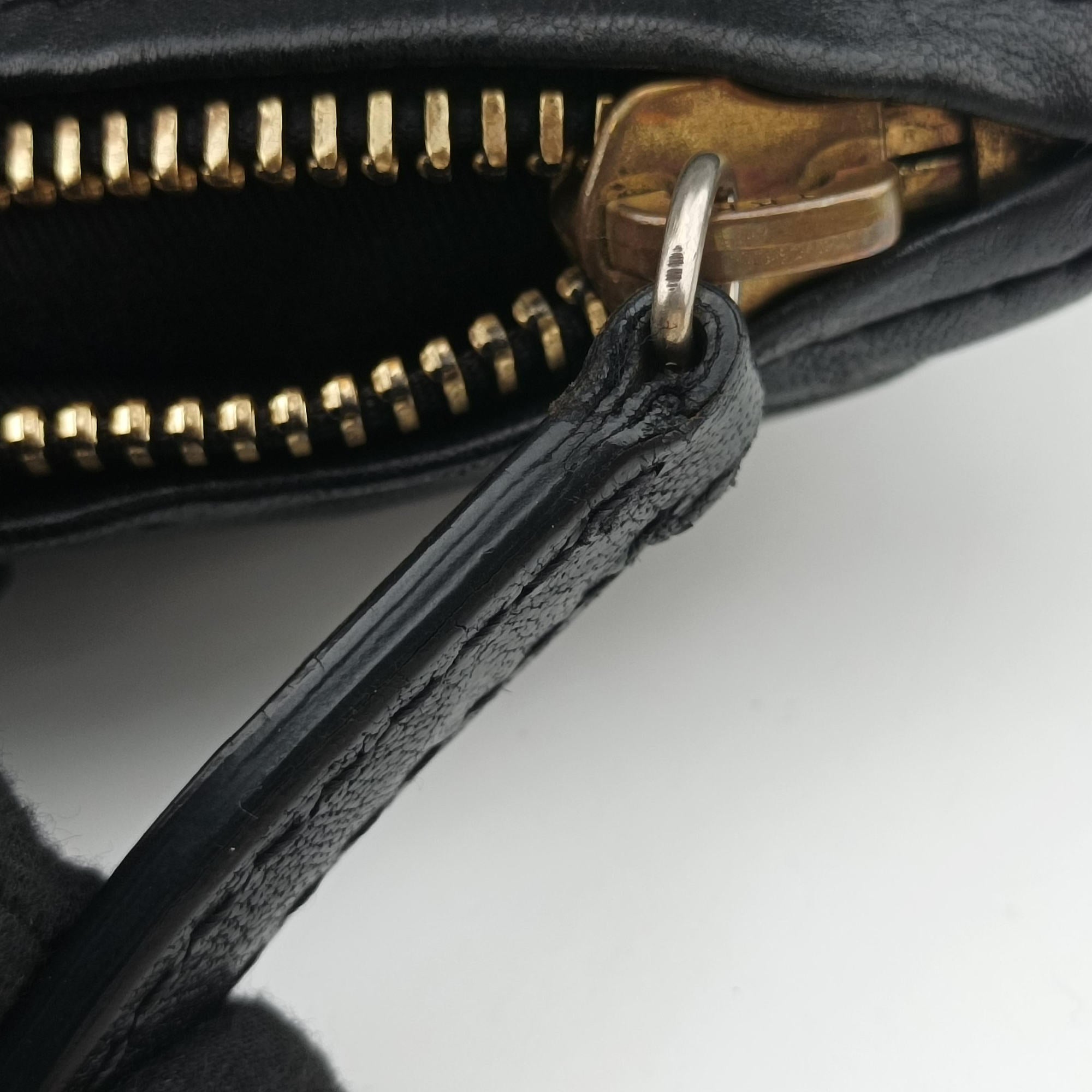Pre-owned Givenchy Pandora Black Leather  shoulderbag | stylenewstar