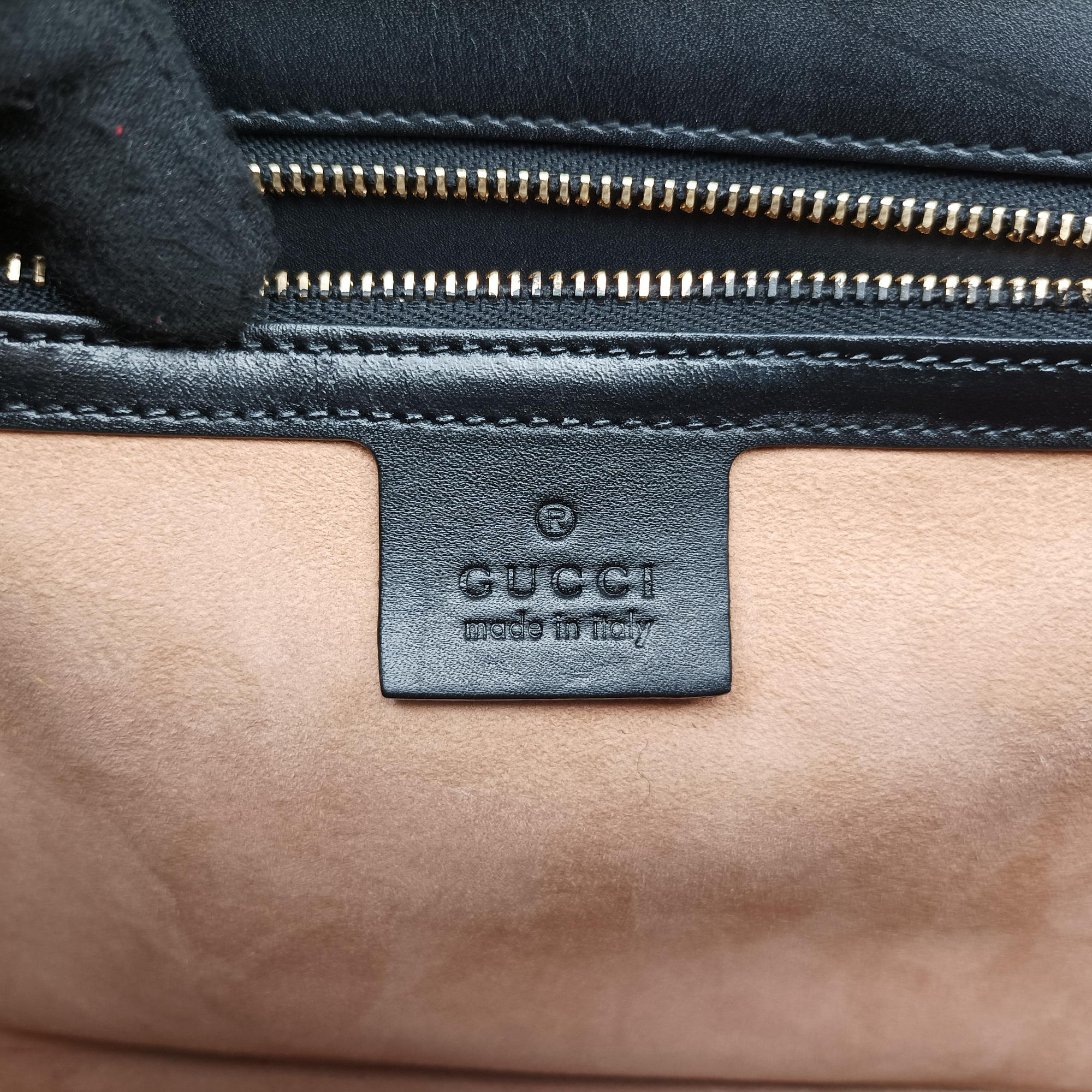 Pre-owned Gucci Sylvie Black×green×red Leather 421882 shoulderbag | stylenewstar