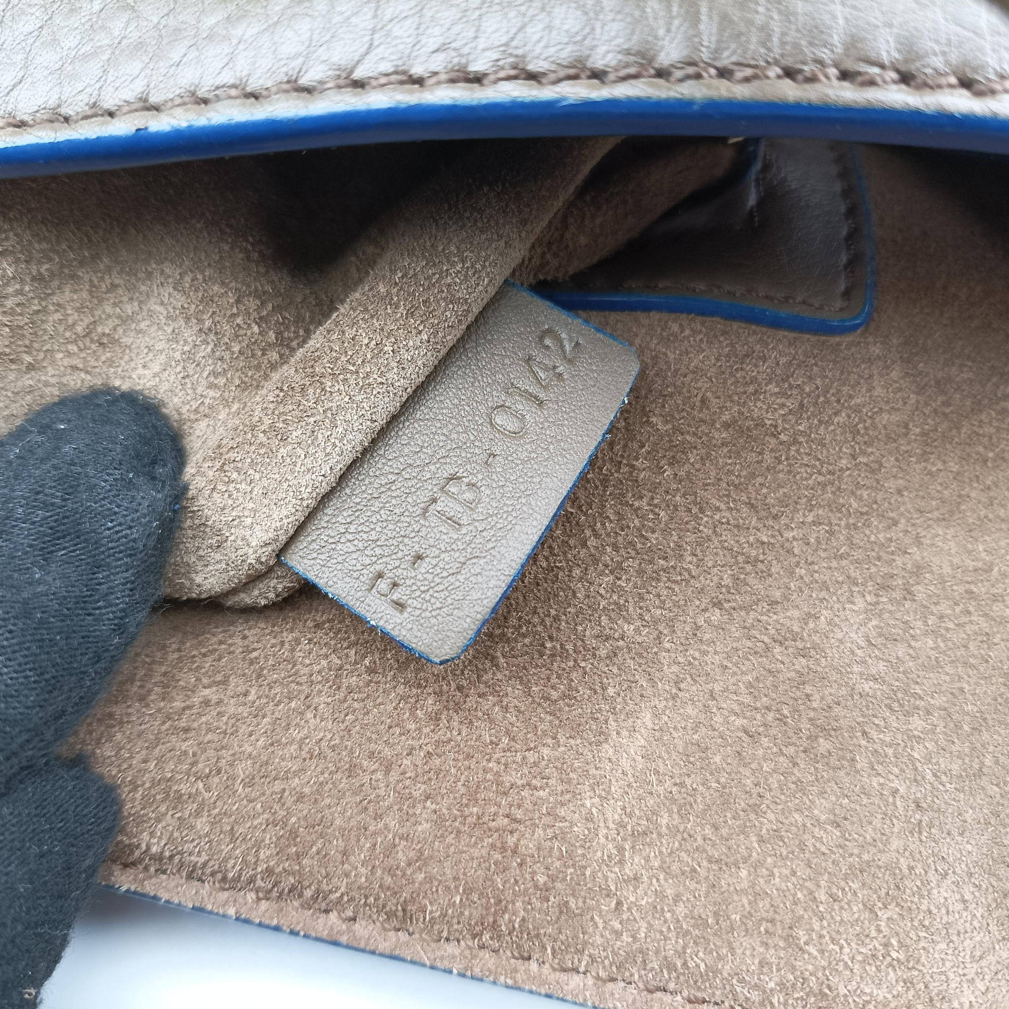 Secondhand Celine Luggage Small Square Phantom Brown Leather  handbag | stylenewstar