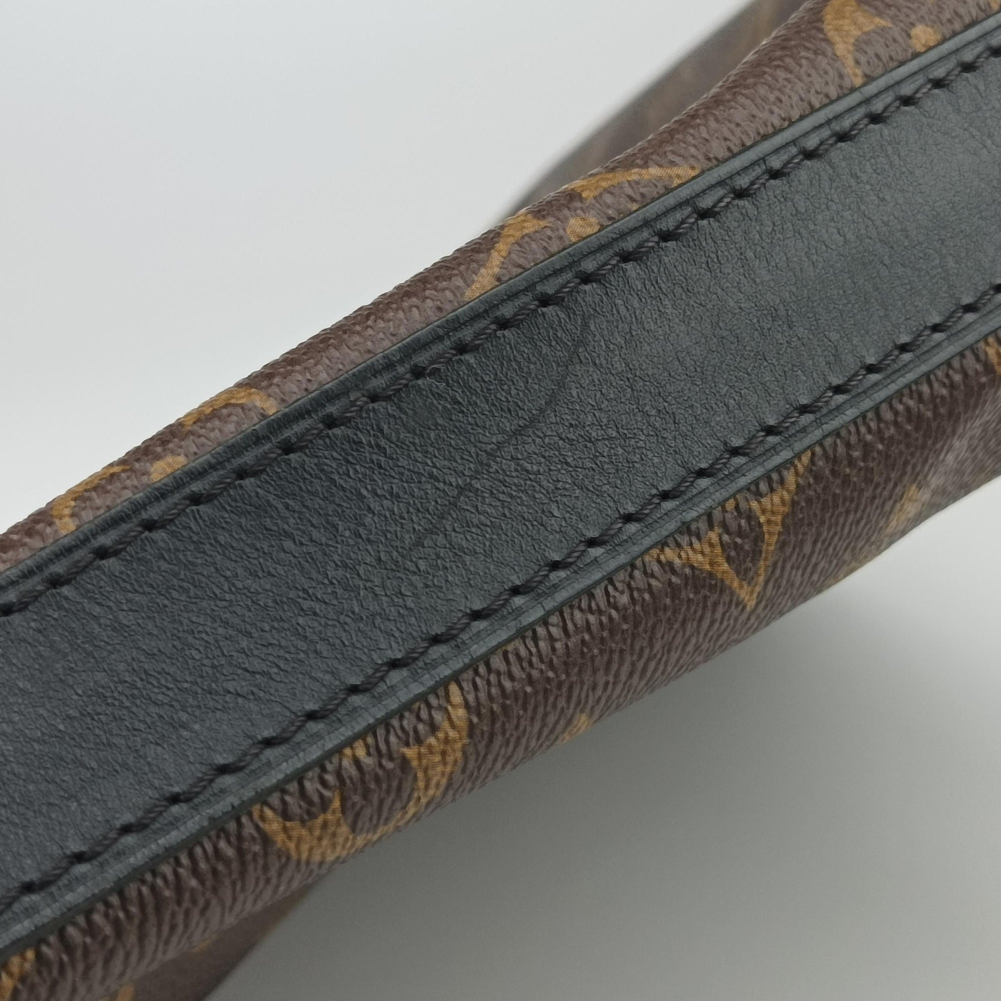 Pre-owned Louis Vuitton KITAN brown Monogram Canvas M40388 shoulderbag | stylenewstar