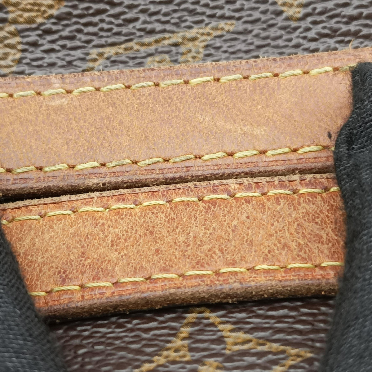 Pre-owned Louis Vuitton TOTALLY MM brown Monogram Canvas M56689 shoulderbag | stylenewstar