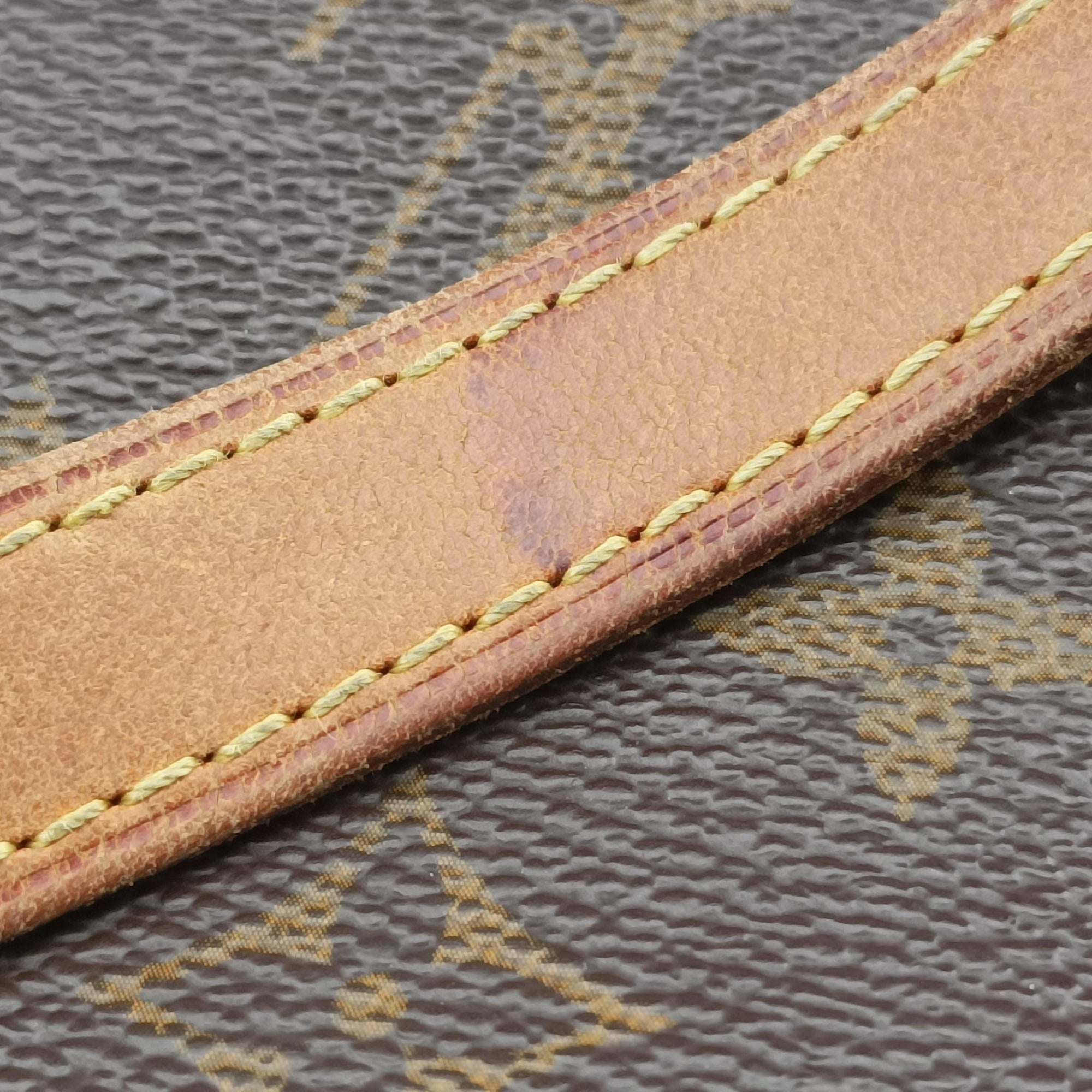 Pre-owned Louis Vuitton TOTALLY MM brown Monogram Canvas M56689 shoulderbag | stylenewstar