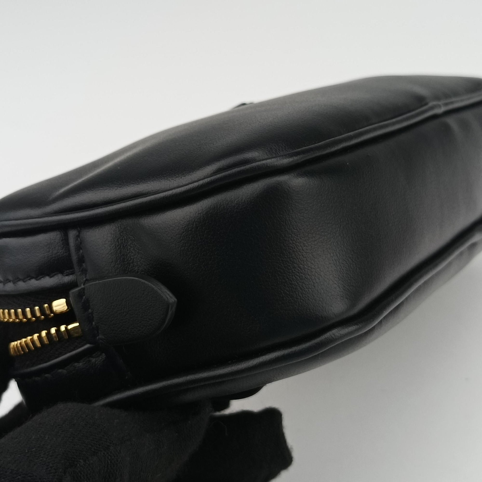 Pre-owned Miu Miu Logo belt Black leather  bum bag/waist bag | stylenewstar
