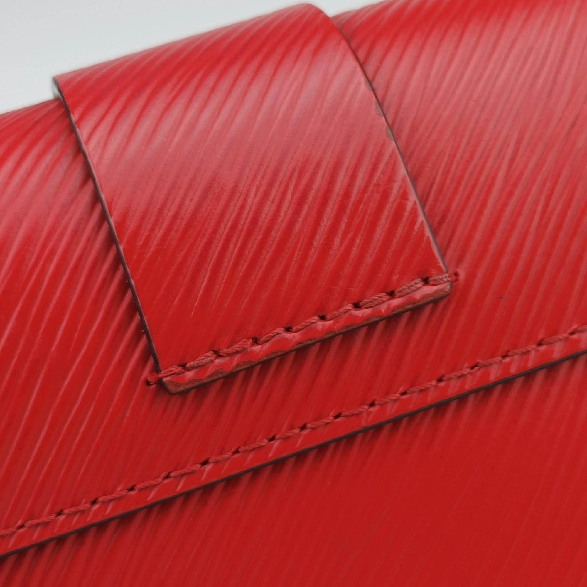 Pre-owned Louis Vuitton Locky BB Red Epi M53239 shoulderbag | stylenewstar
