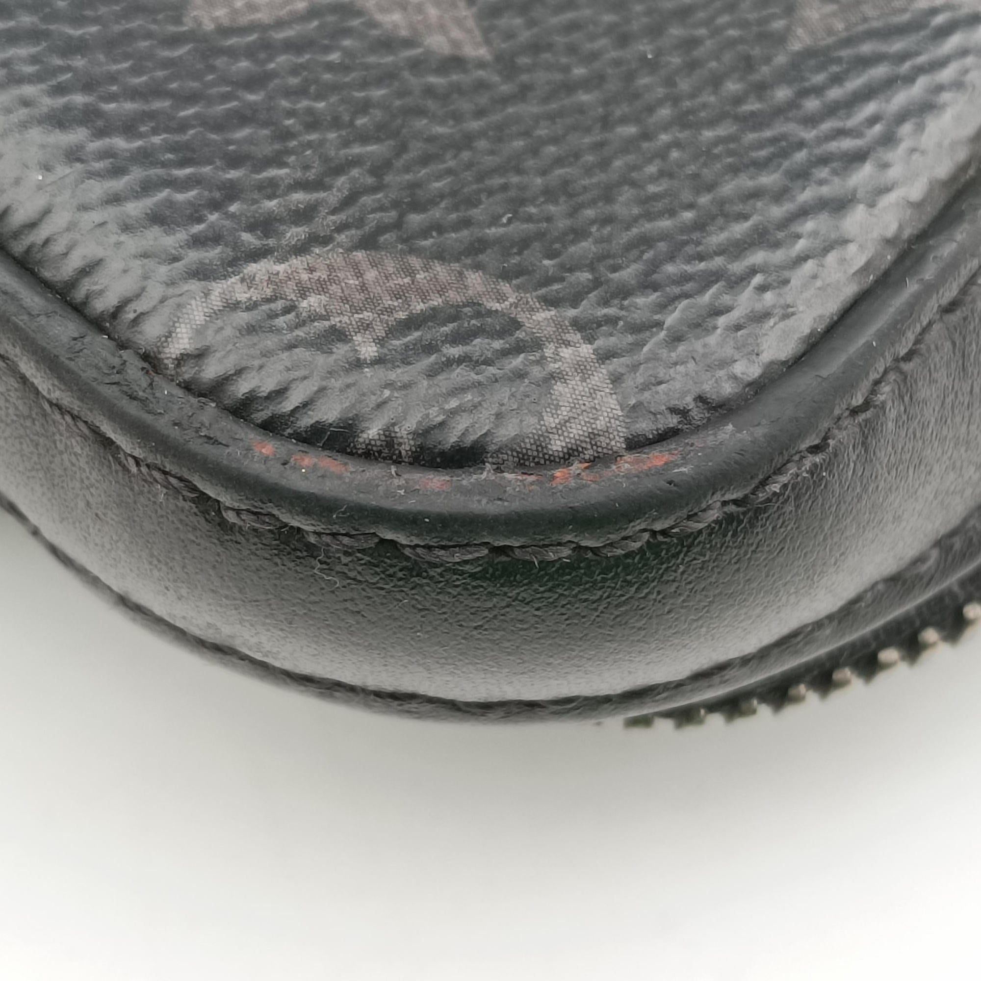 Pre-owned Louis Vuitton Trio Messenger black Monogram Eclipse Reverse M69443 shoulderbag | stylenewstar