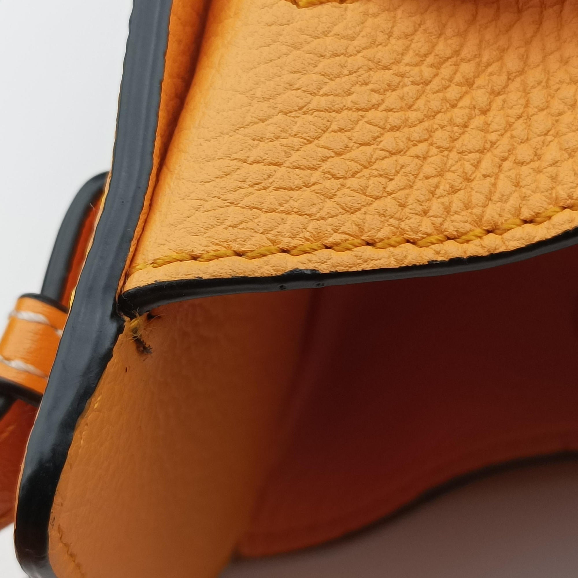 Pre-owned Loewe Hammock Drawstring Mini Orange Leather  shoulderbag | stylenewstar