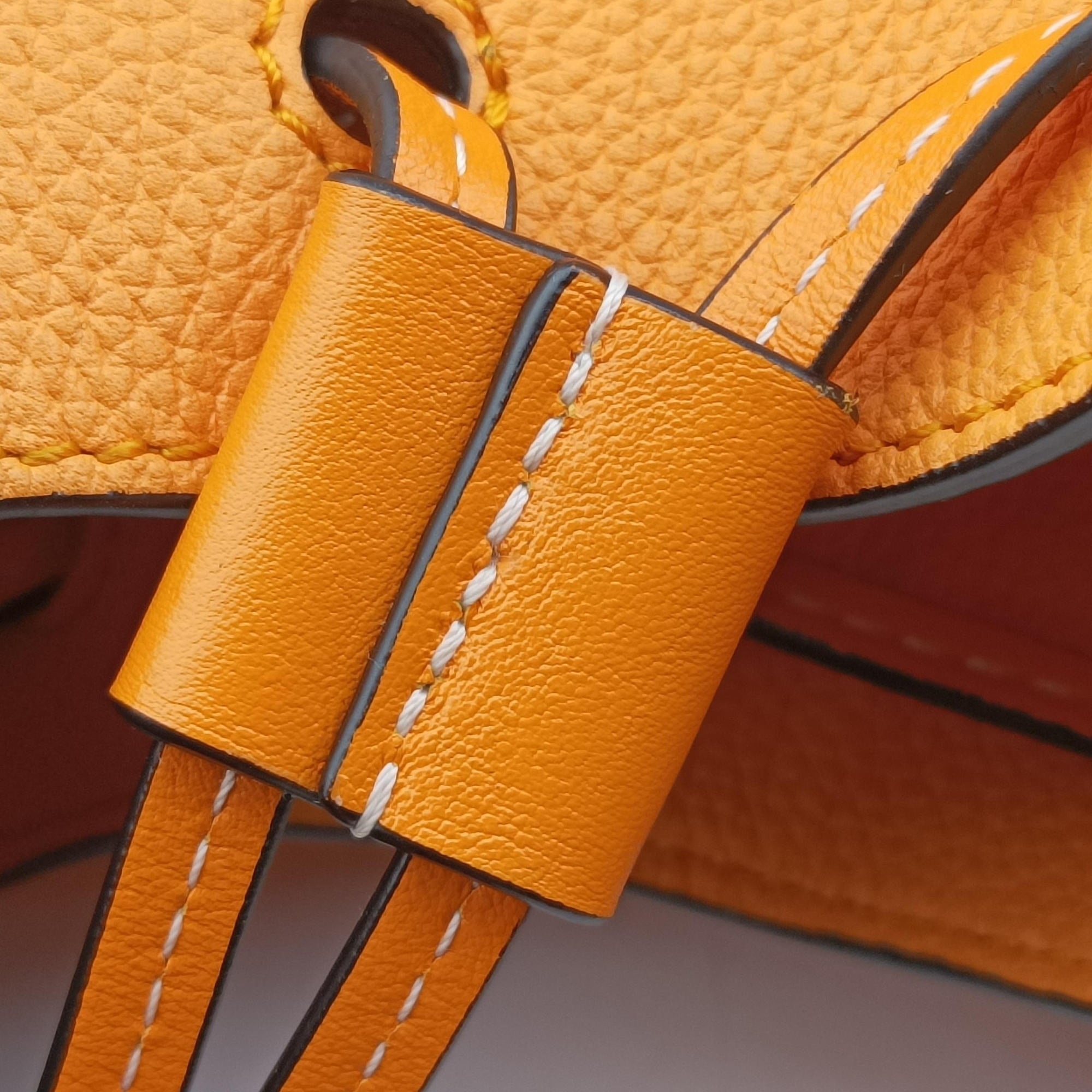 Pre-owned Loewe Hammock Drawstring Mini Orange Leather  shoulderbag | stylenewstar