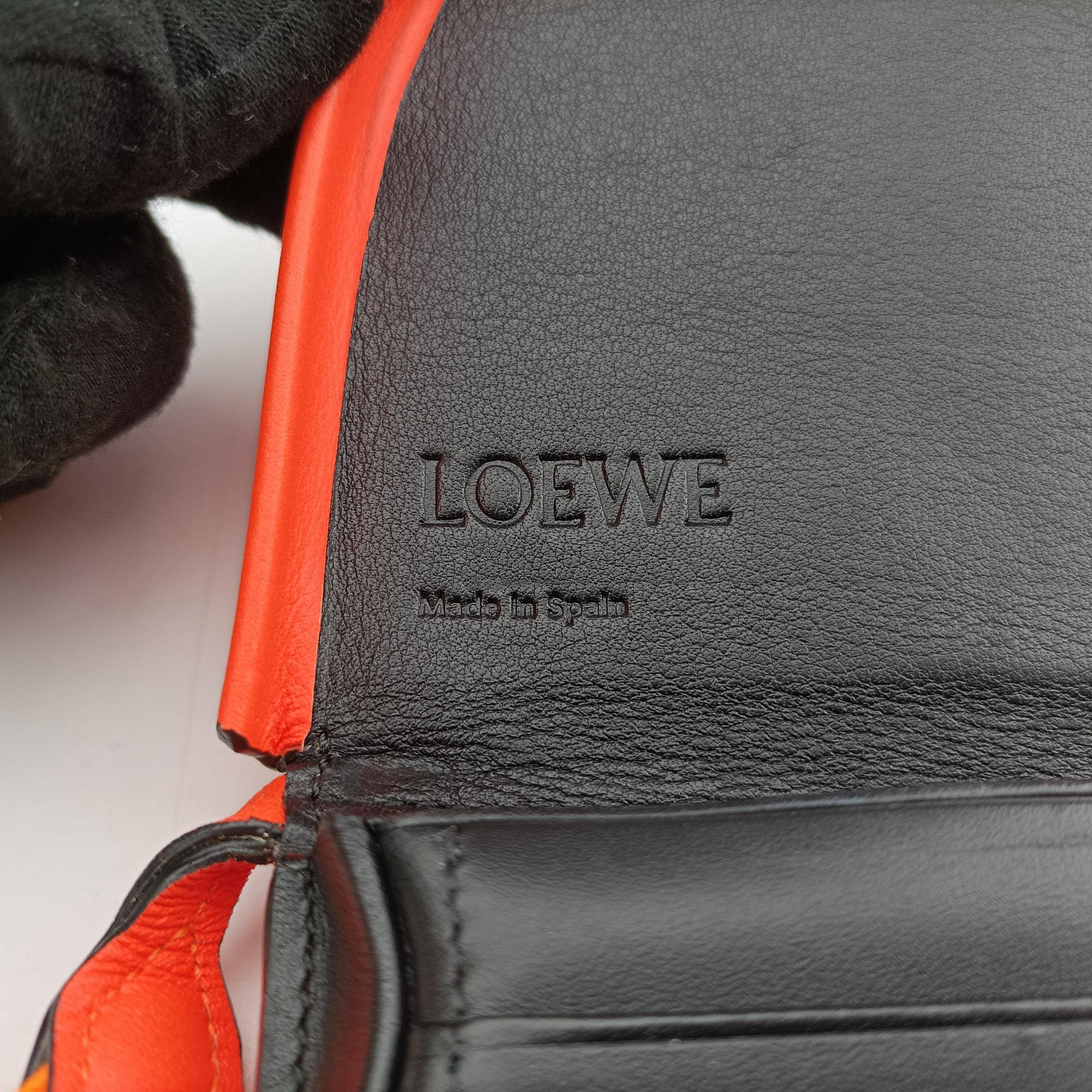 Pre-owned Loewe Heel Pouch mini Orange Leather  shoulderbag | stylenewstar