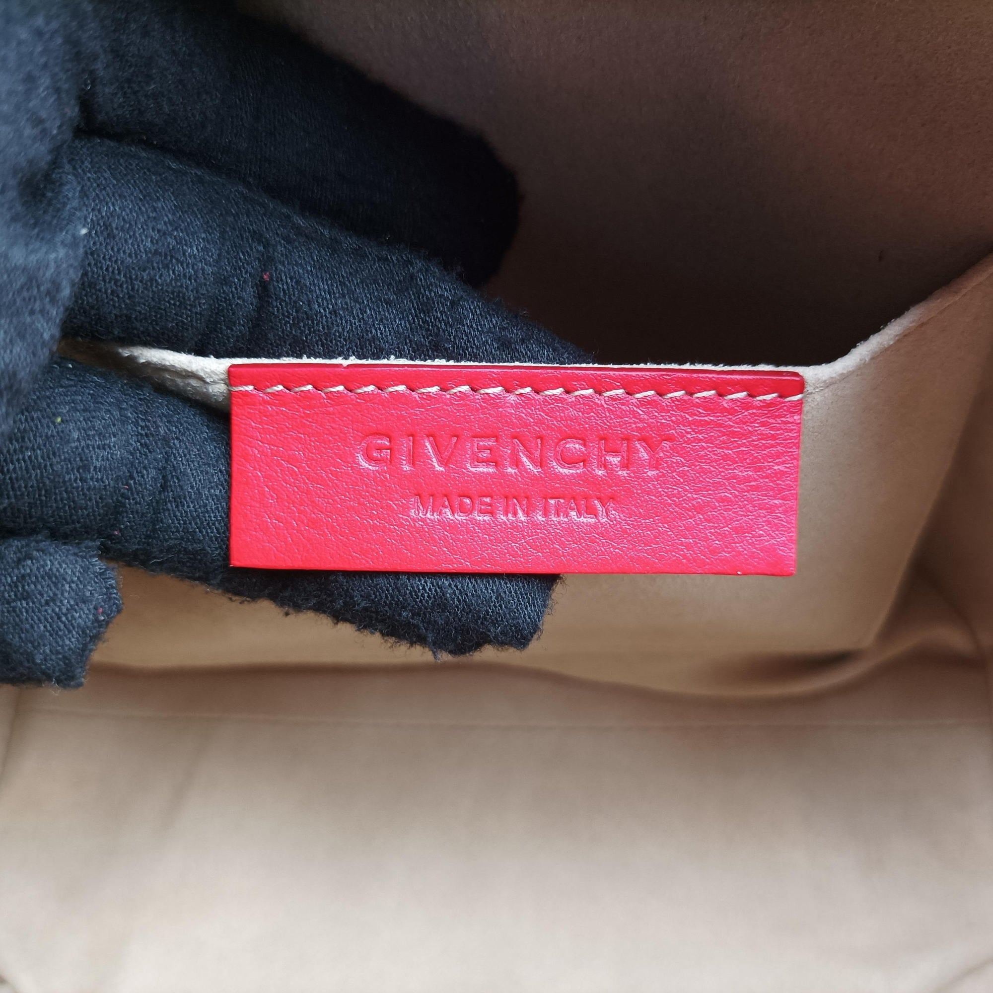 Pre-owned Givenchy Lucrezia MINI Red Leather  shoulderbag | stylenewstar