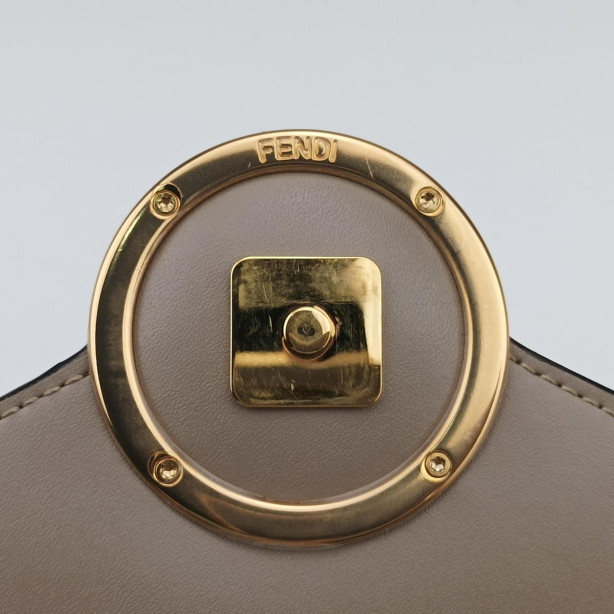 Pre-owned Fendi F is Beige Leather 8BM005 shoulderbag | stylenewstar