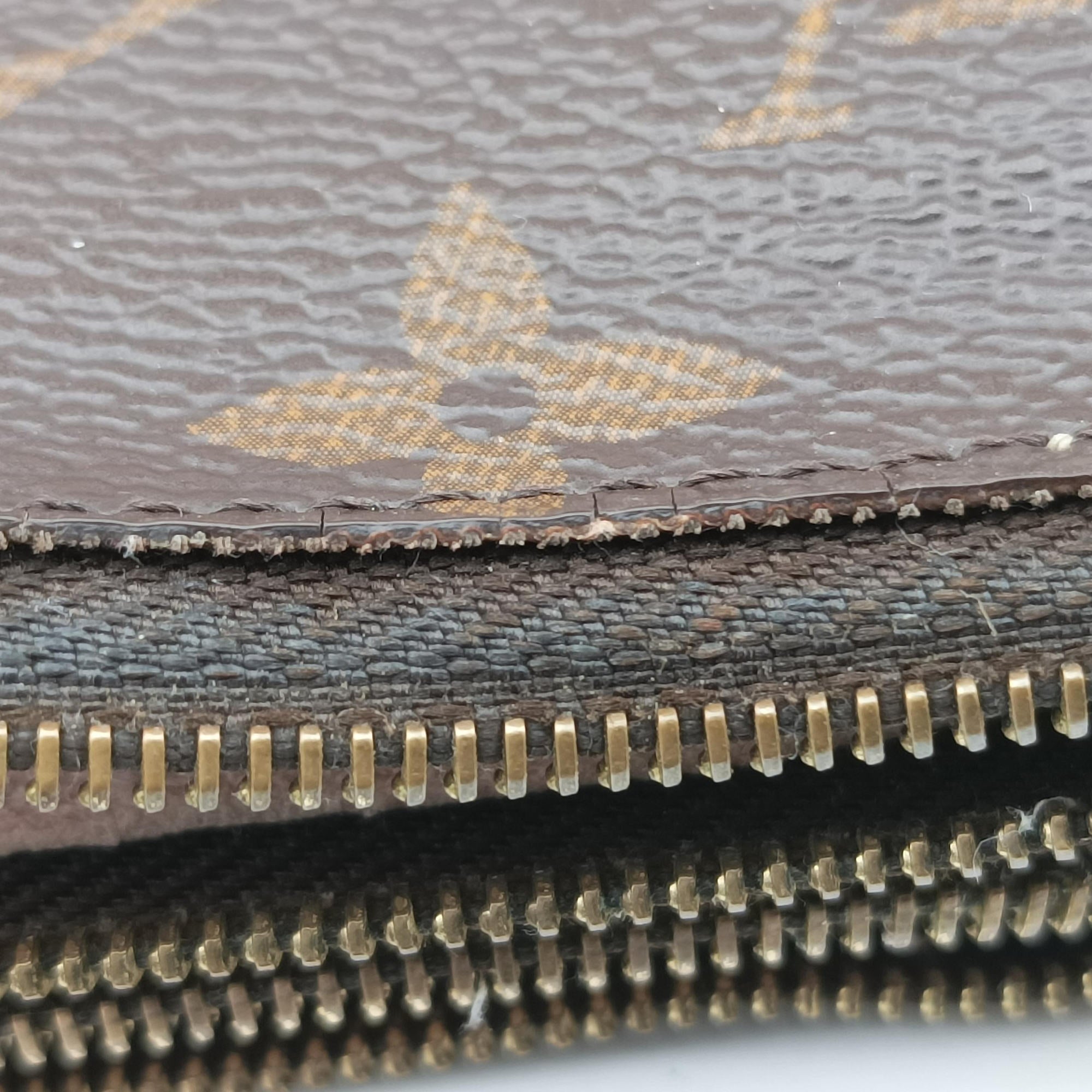 Pre-owned Louis Vuitton Pochette Double Zip Blooming Flowers brown×multicolor Monogram Canvas×calf leather M63905 shoulderbag | stylenewstar