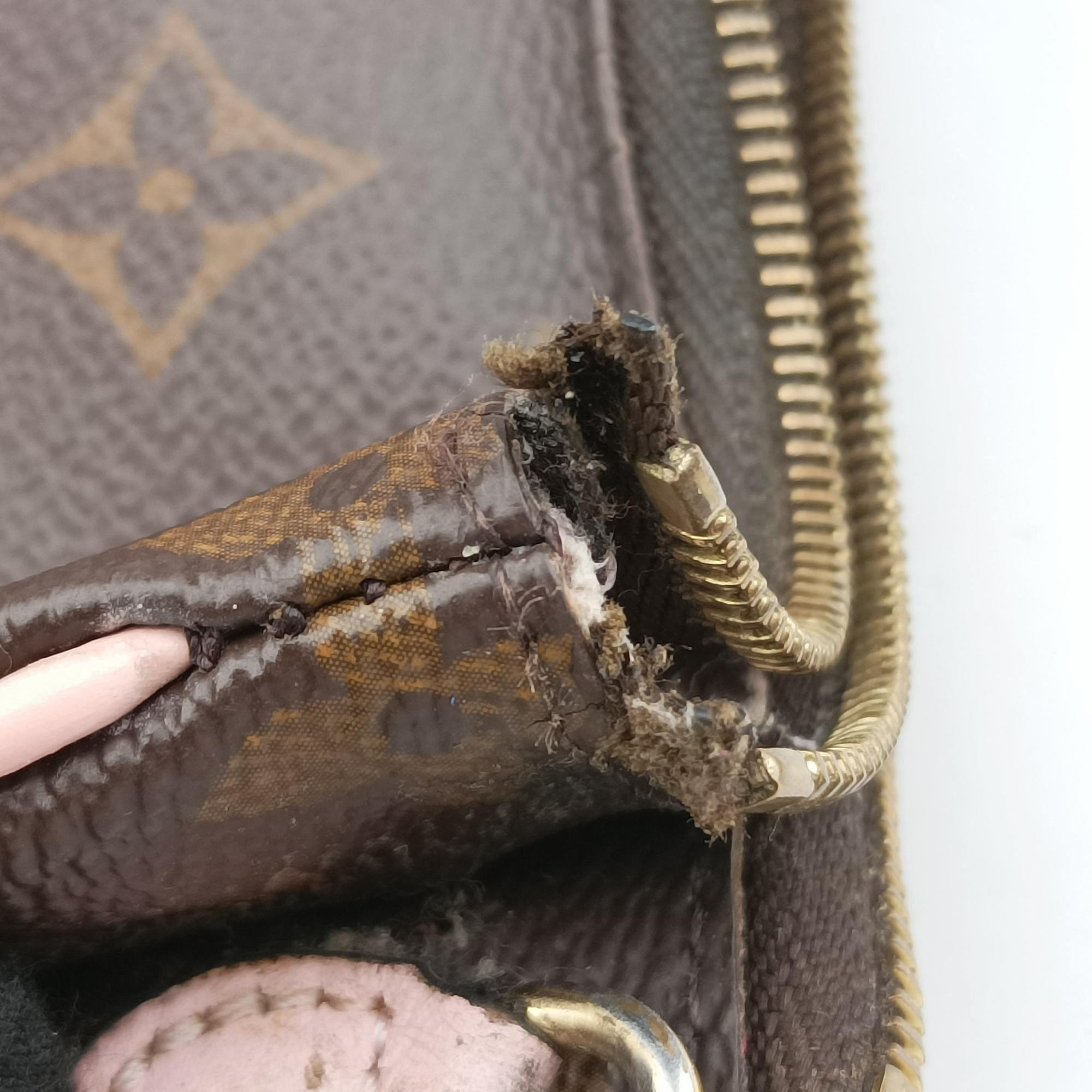 Pre-owned Louis Vuitton Pochette Double Zip Blooming Flowers brown×multicolor Monogram Canvas×calf leather M63905 shoulderbag | stylenewstar
