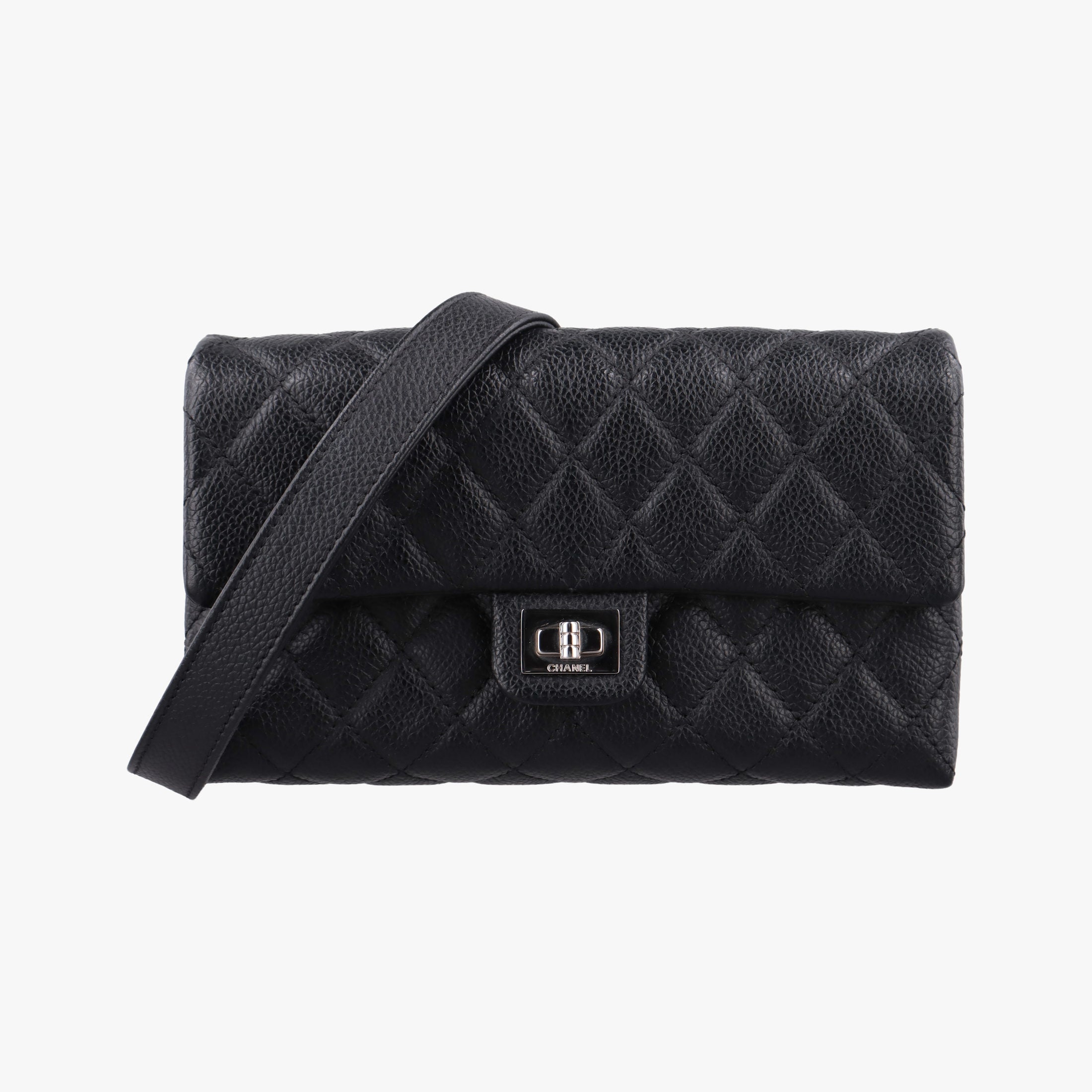 Secondhand Chanel Matelasse 2.55 Black Leather U48753 bum bag/waist bag | stylenewstar