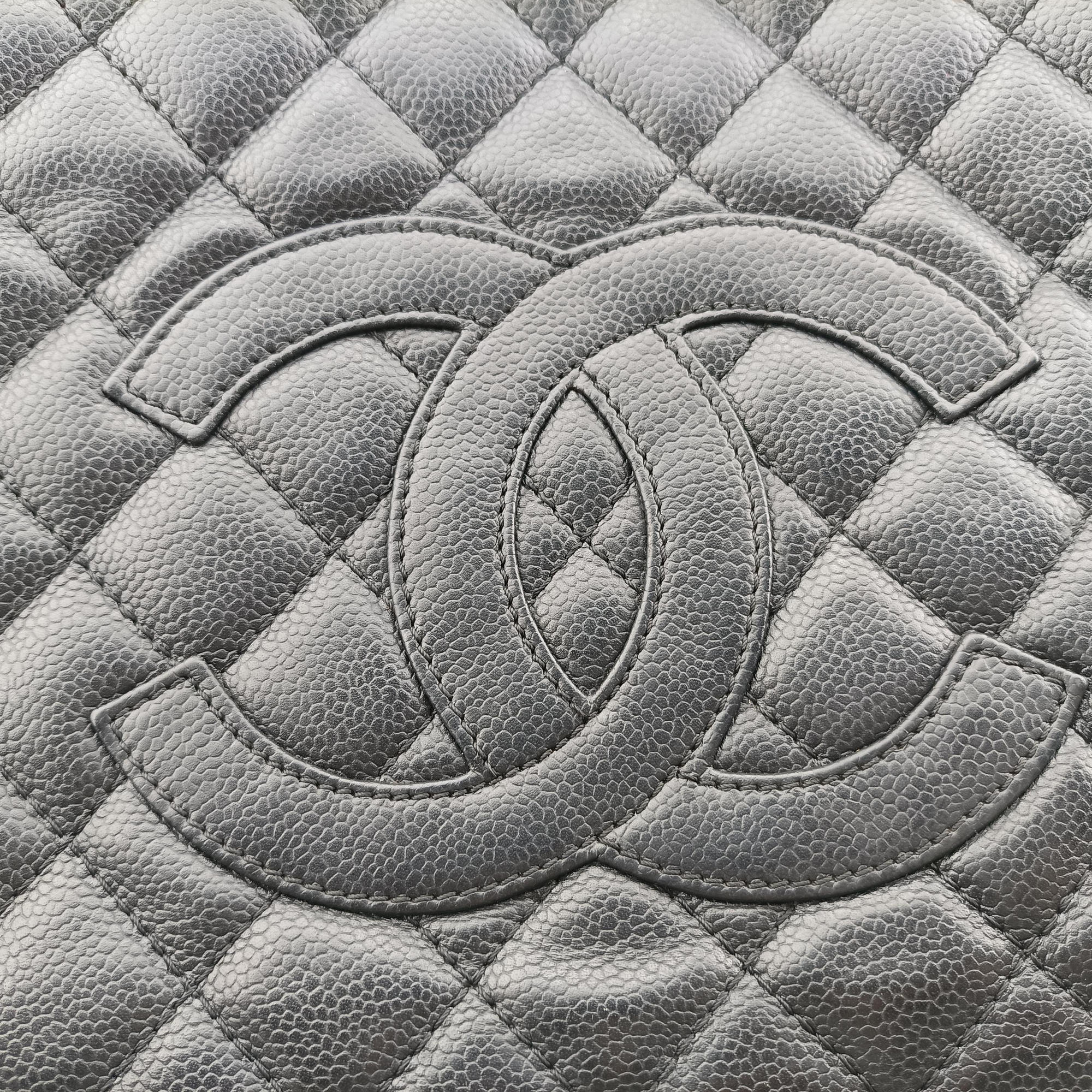 Pre-owned Chanel Matelasse Cocomark GST Black caviar skin A20995 shoulderbag | stylenewstar