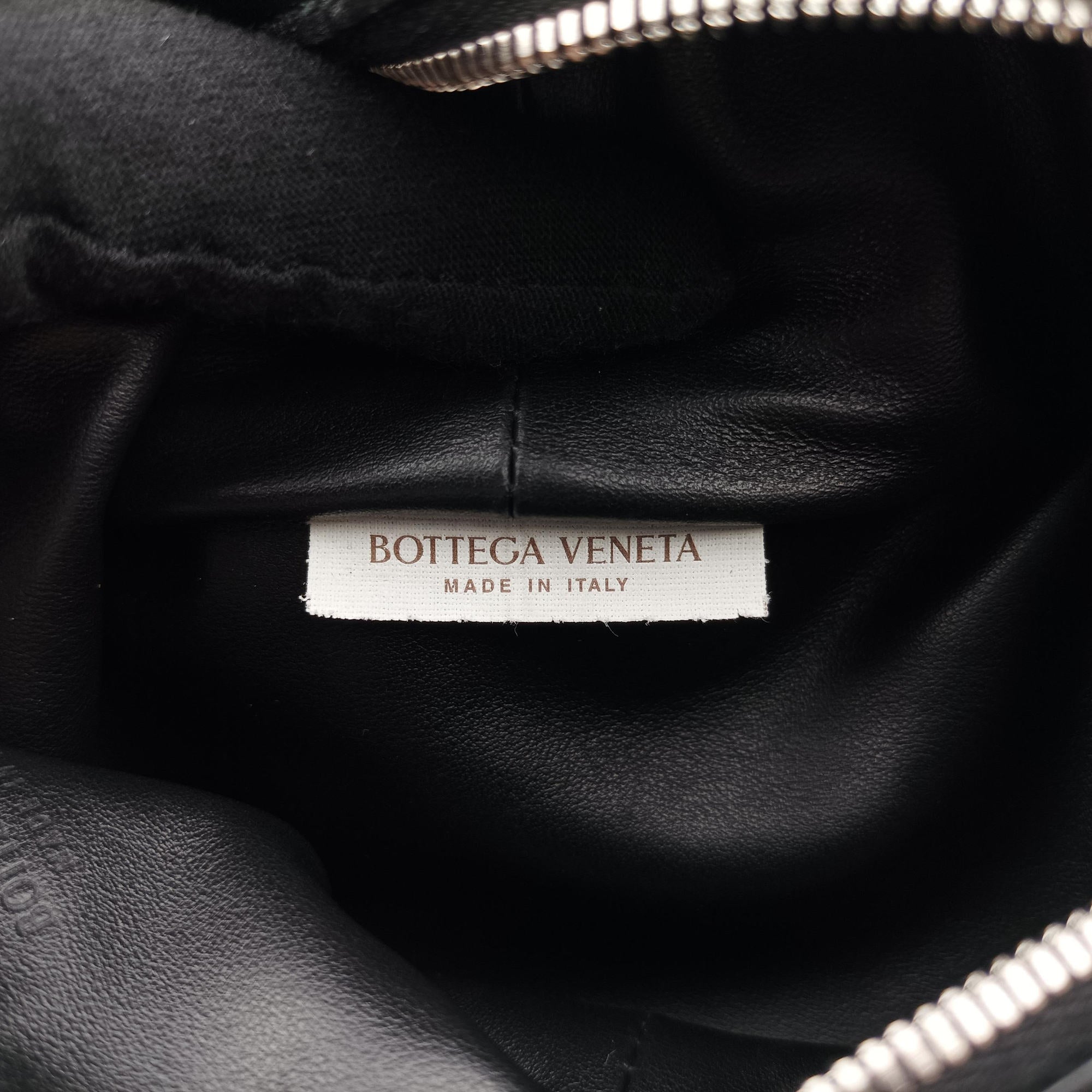 Vintage Bottega Veneta Double Knot Black lambskin  handbag | stylenewstar