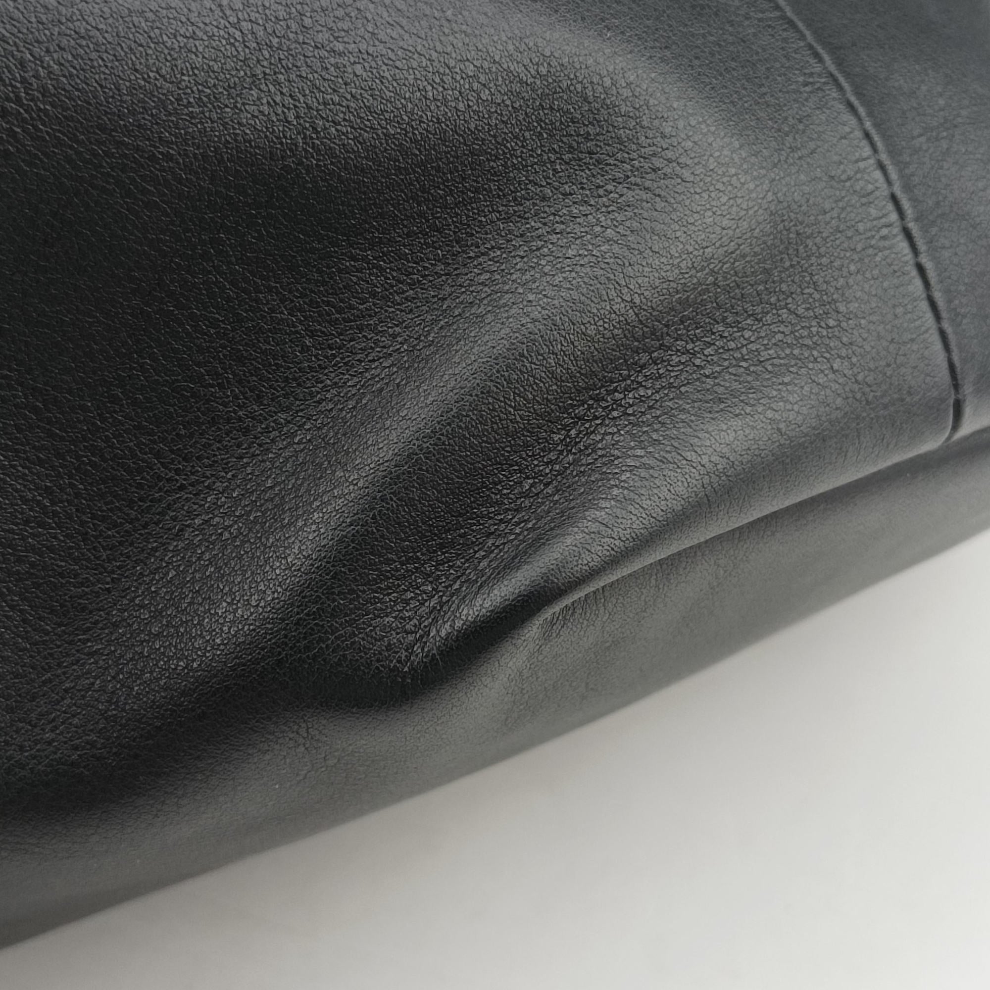 Vintage Bottega Veneta Double Knot Black lambskin  handbag | stylenewstar