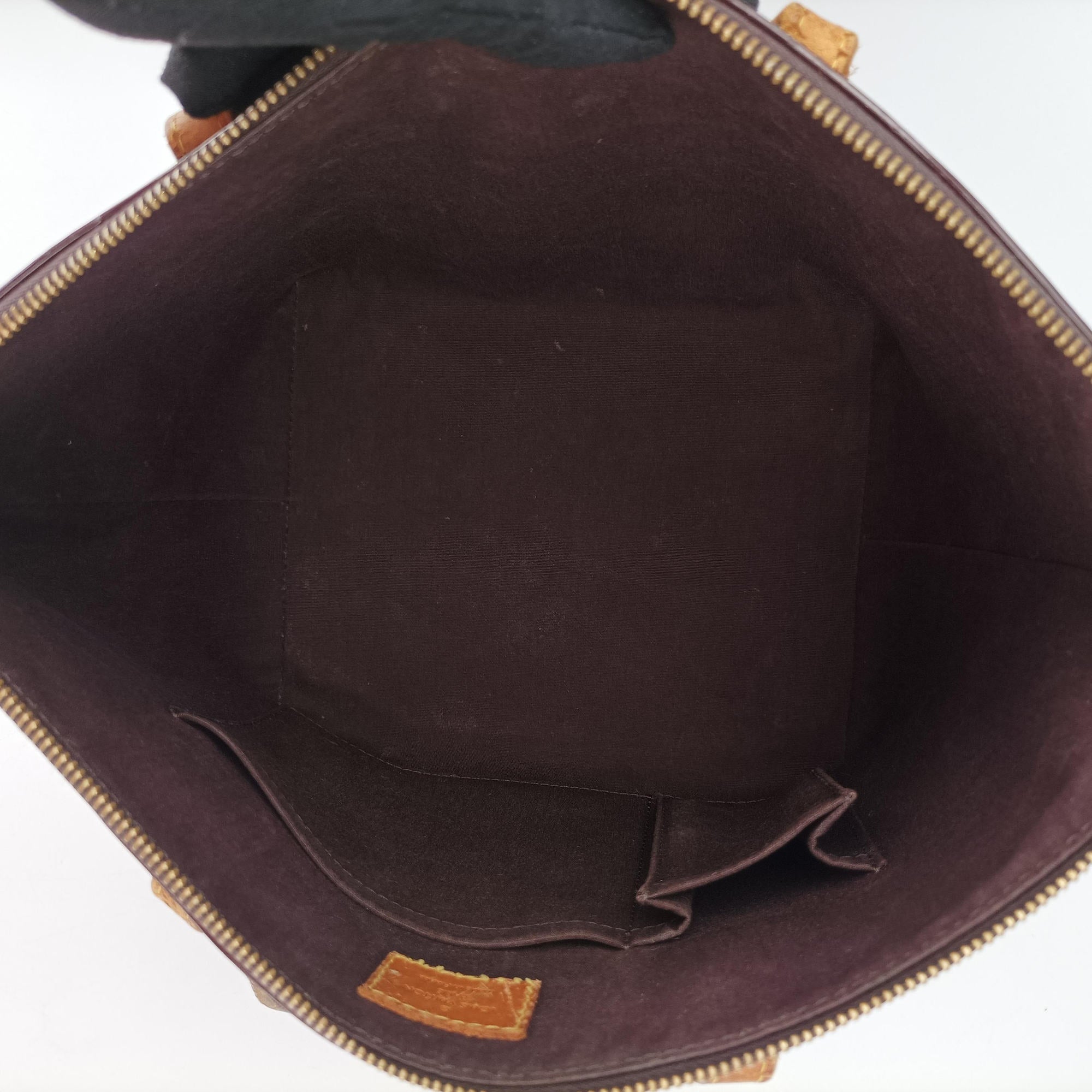 Pre-owned Louis Vuitton Bellevue GM Amarante Vernis M93589 handbag | stylenewstar