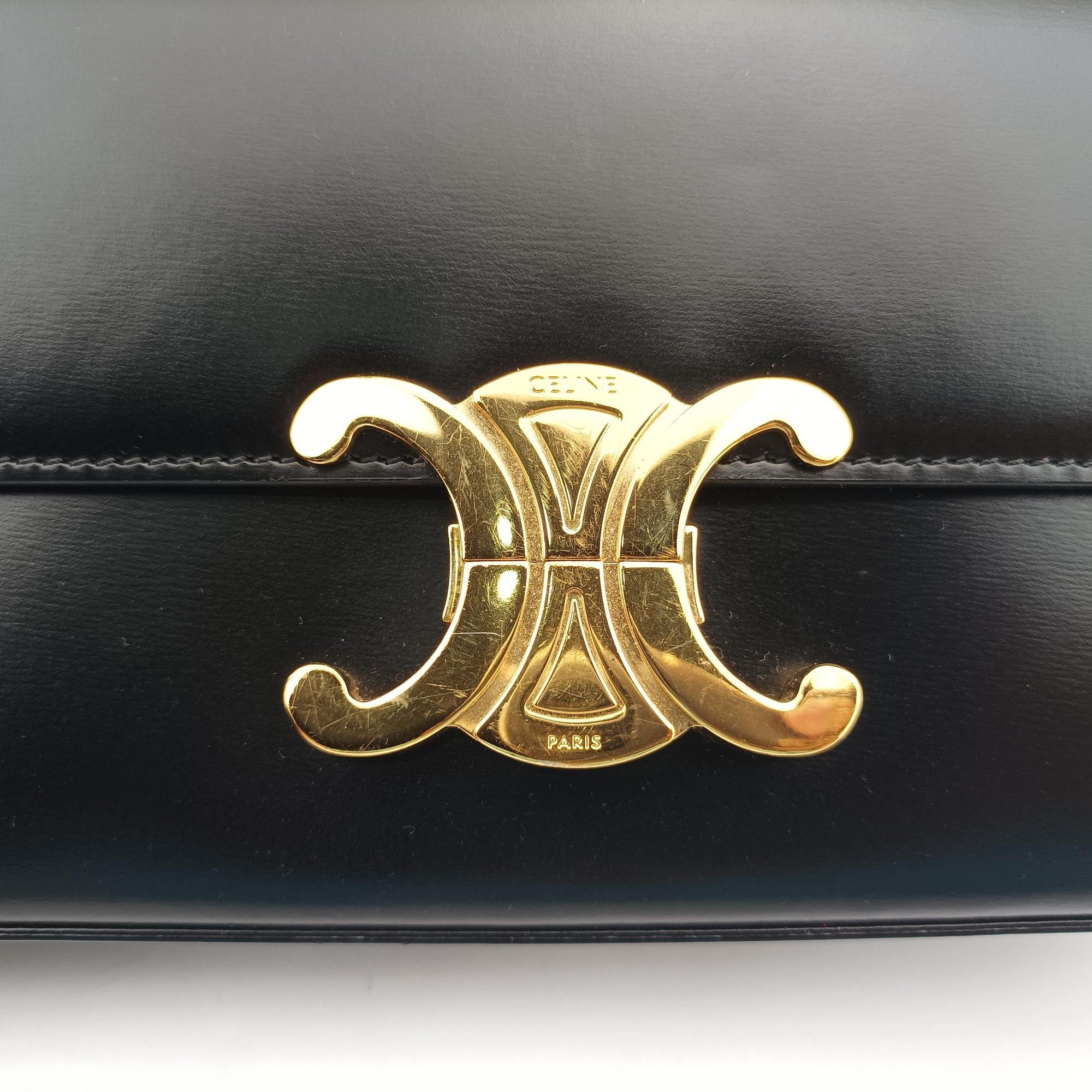 Pre-owned Celine Teen Triomphe Black Leather  shoulderbag | stylenewstar