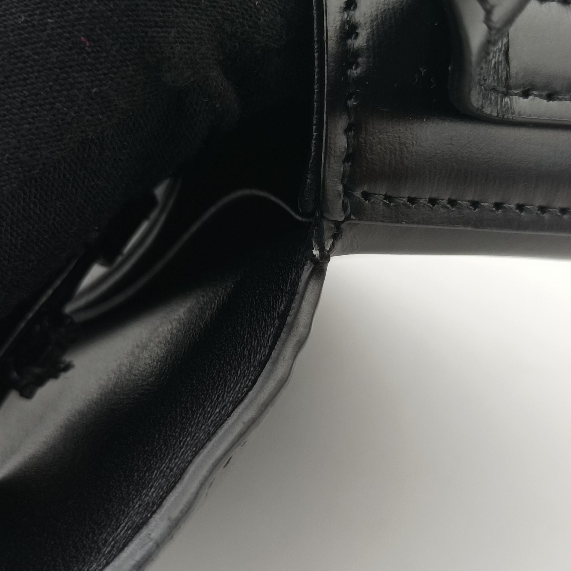 Pre-owned Celine Teen Triomphe Black Leather  shoulderbag | stylenewstar