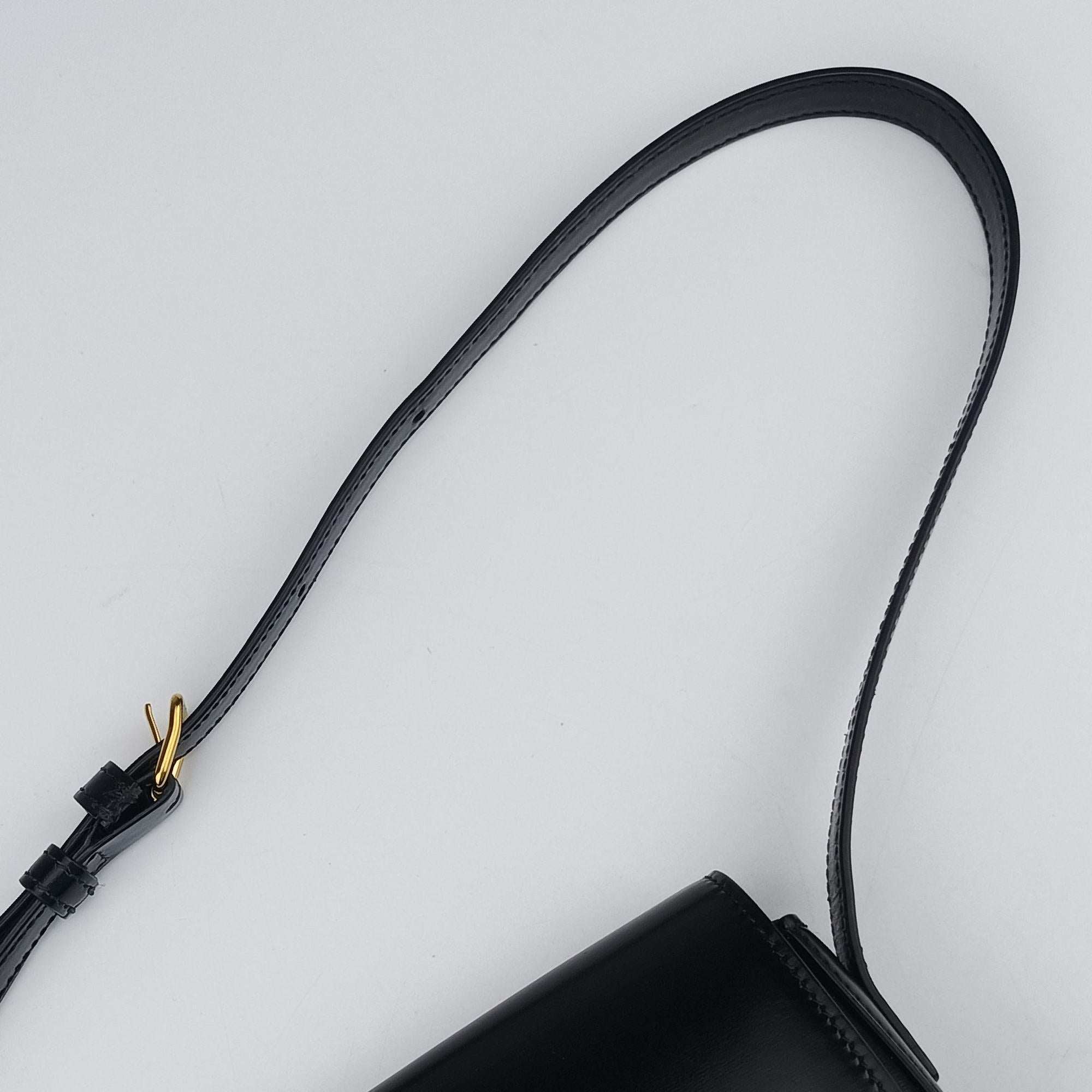Pre-owned Celine Teen Triomphe Black Leather  shoulderbag | stylenewstar