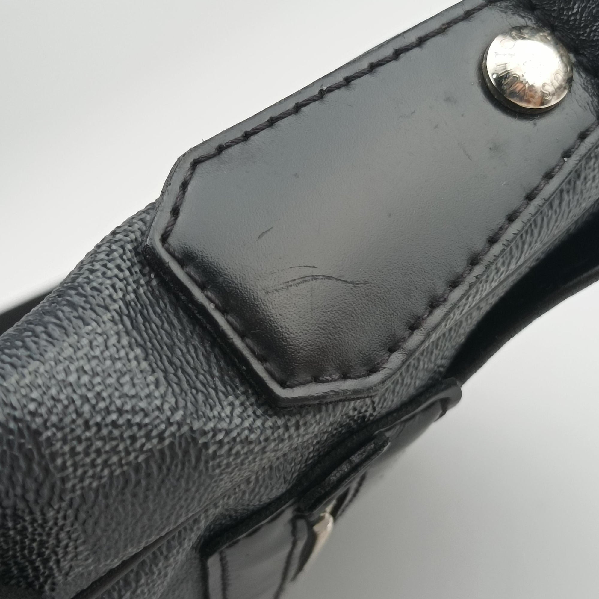 Vintage Louis Vuitton DANIEL MM Noir Damier GRAPHITE N58029 shoulderbag | stylenewstar