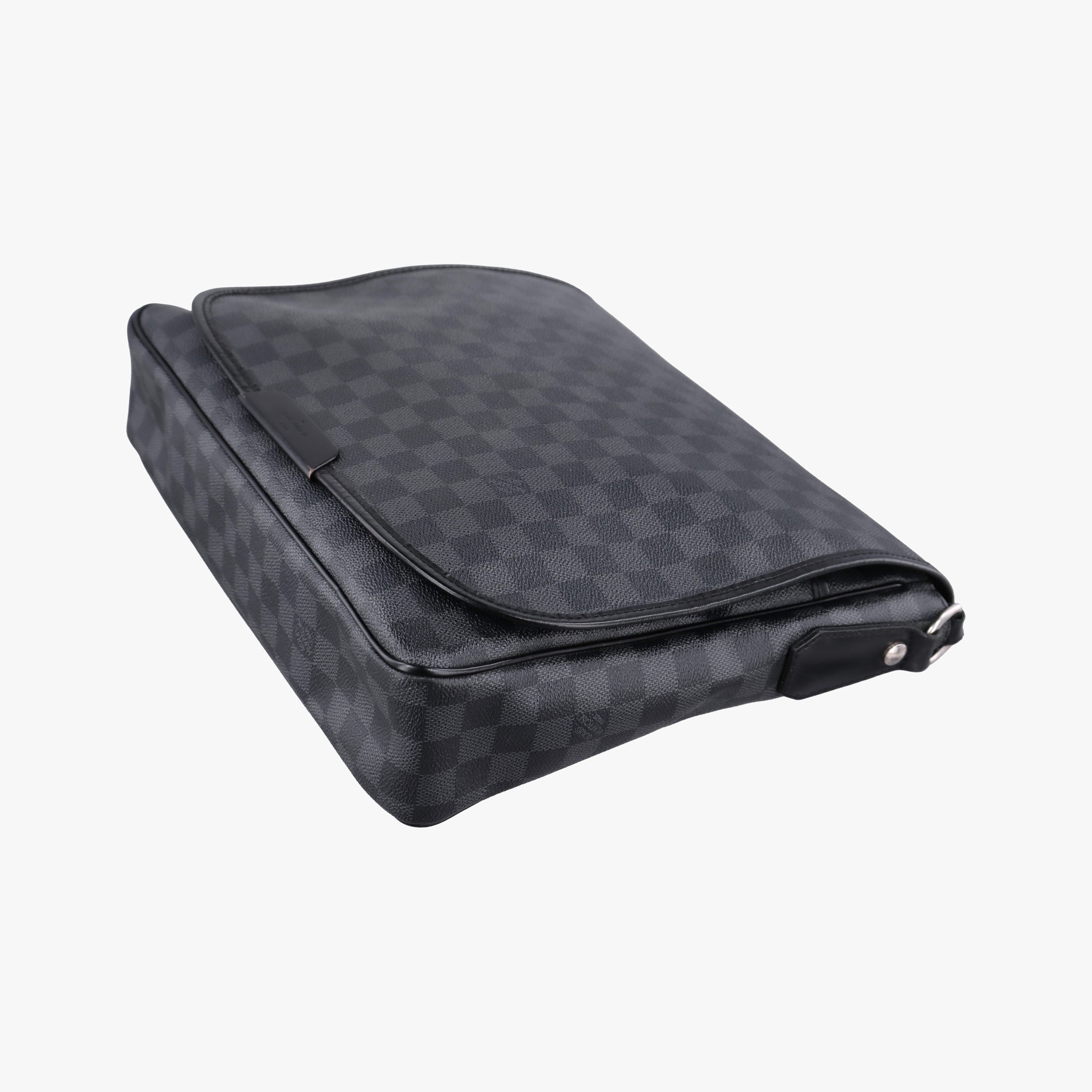 Vintage Louis Vuitton DANIEL MM Noir Damier GRAPHITE N58029 shoulderbag | stylenewstar