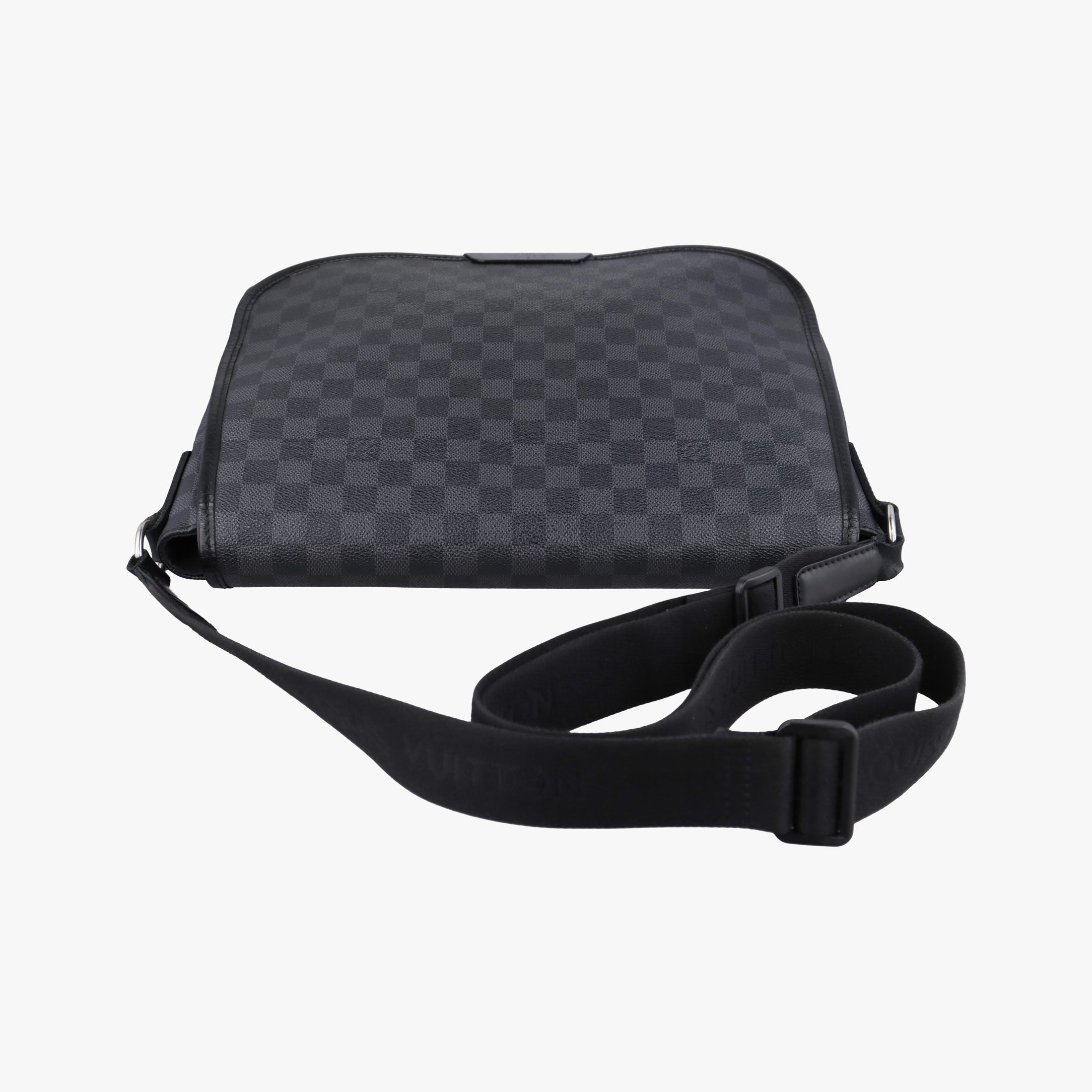 Vintage Louis Vuitton DANIEL MM Noir Damier GRAPHITE N58029 shoulderbag | stylenewstar