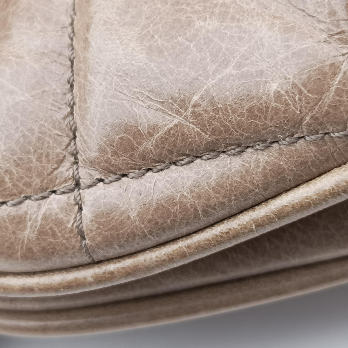 Pre-owned Chanel Matelasse Camel lambskin A67802 shoulderbag | stylenewstar