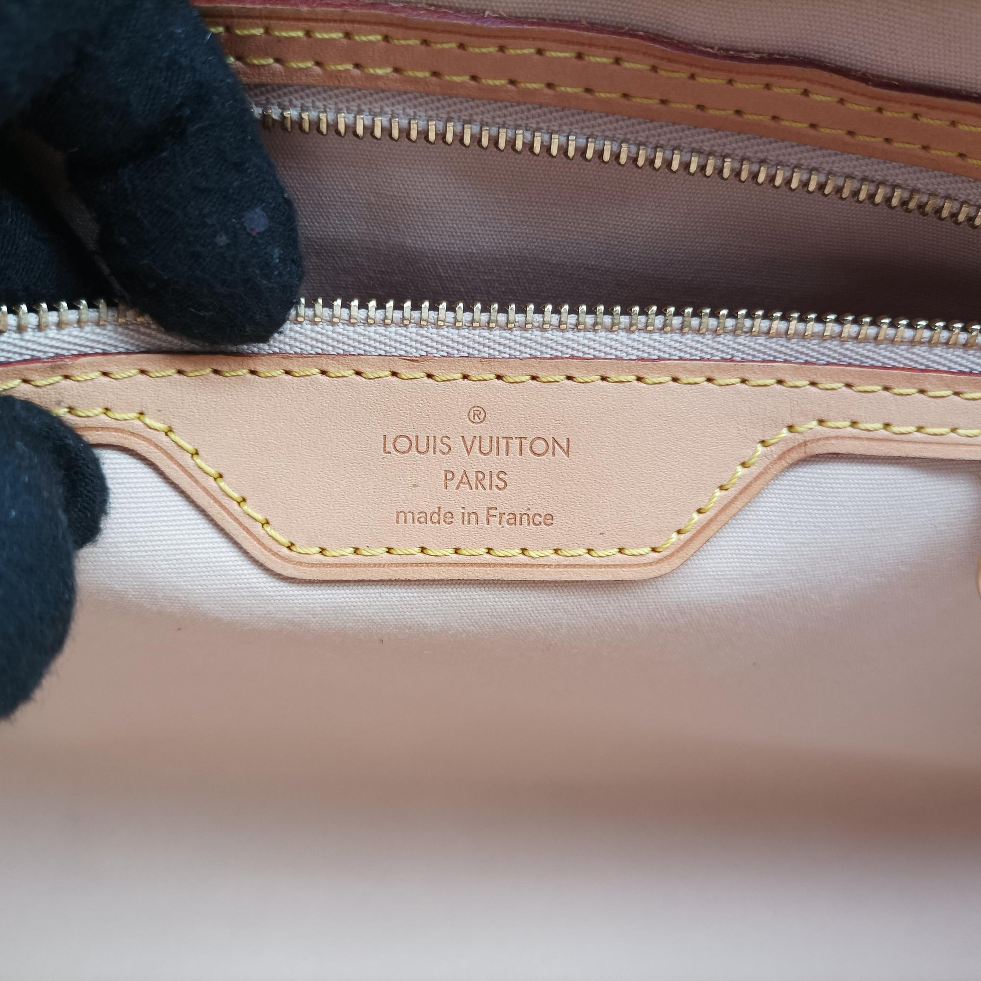 Pre-owned Louis Vuitton Brea MM Dunne Vernis M90180 shoulderbag | stylenewstar