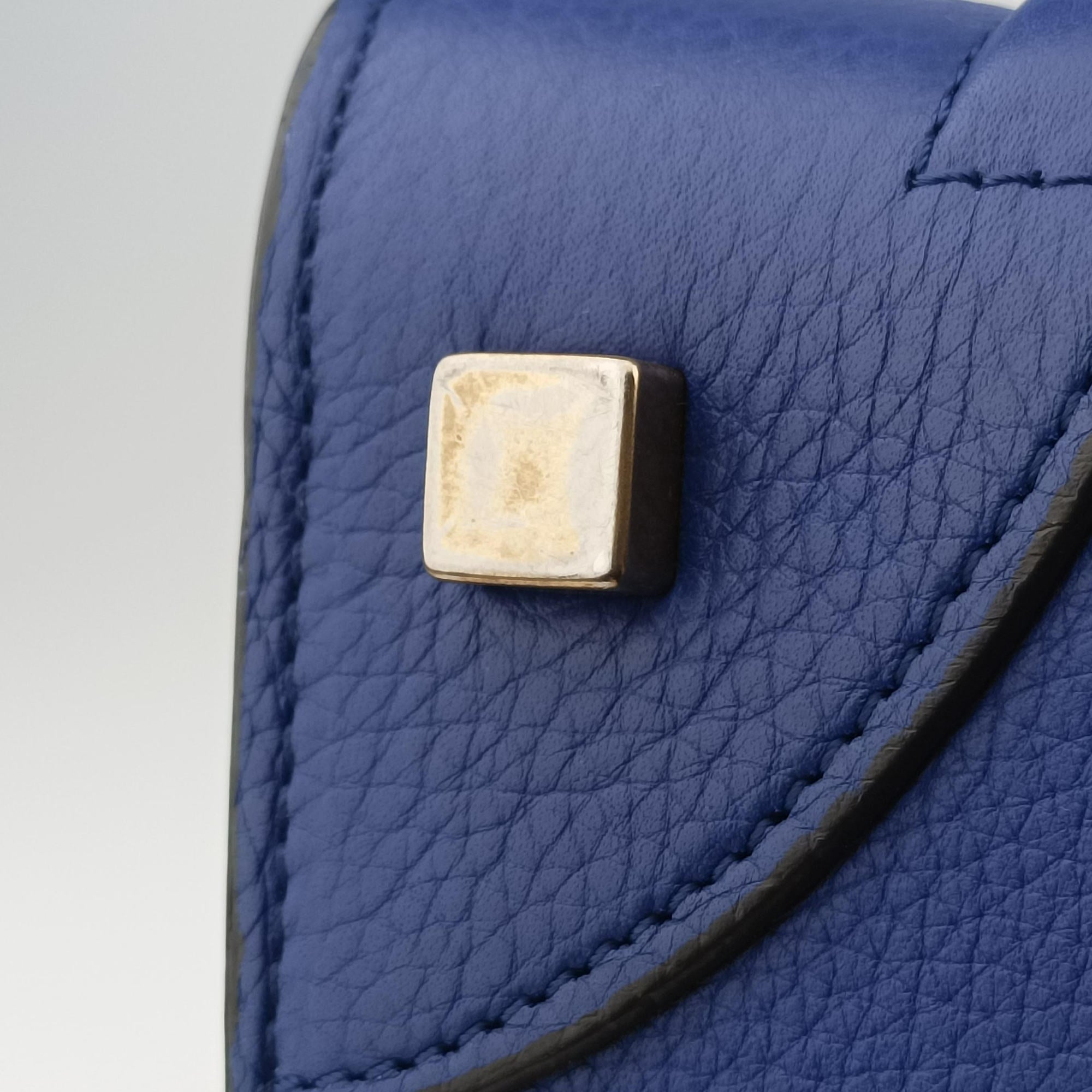 Pre-owned Celine Luggage Mini Shopper Blue leather  handbag | stylenewstar