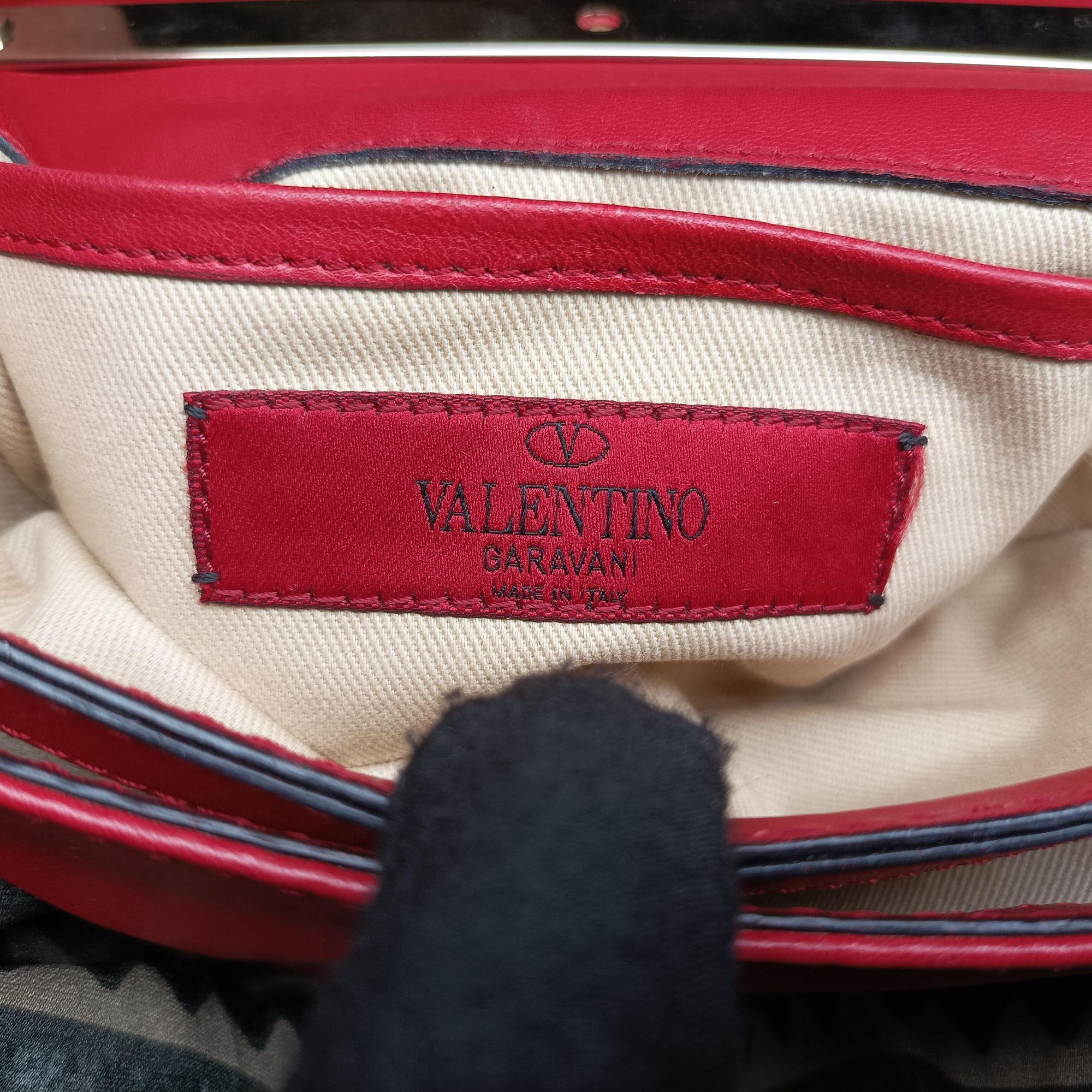 Pre-owned Valentino Rockstud VA VA VOOM Red Leather  shoulderbag | stylenewstar