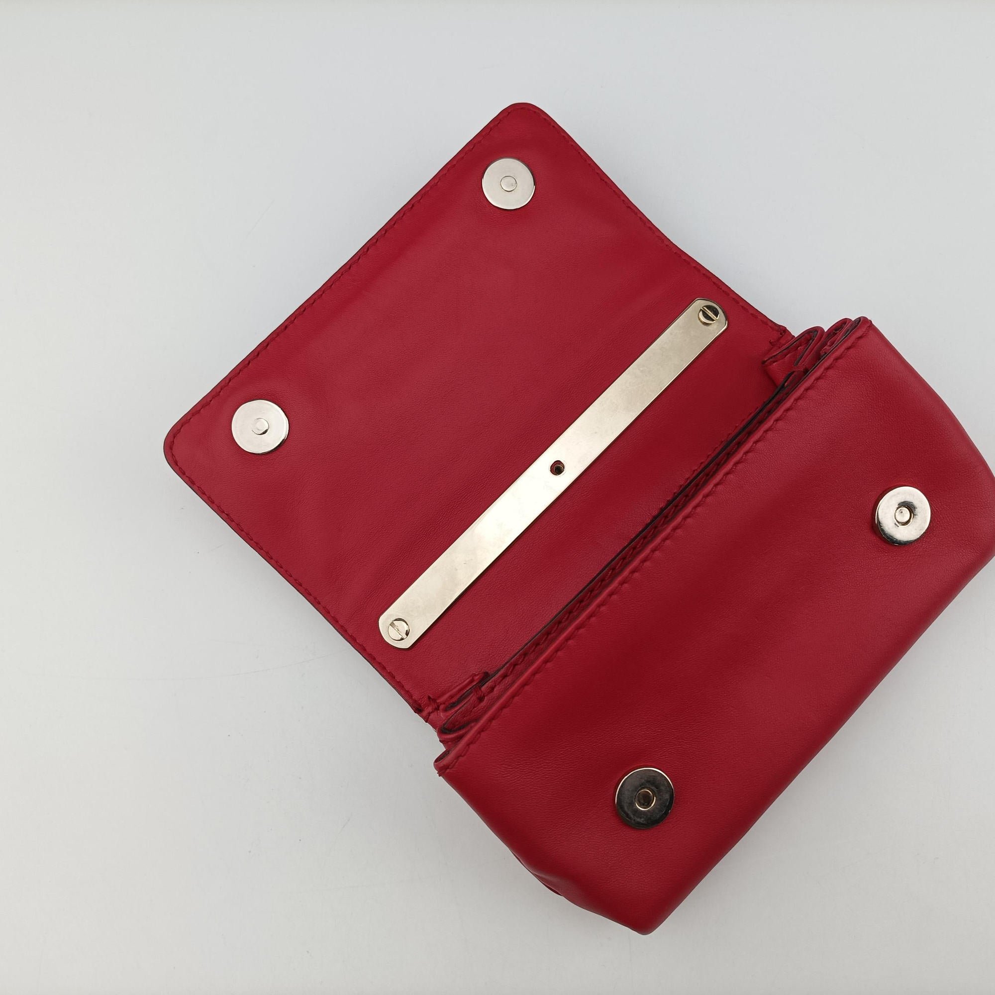 Pre-owned Valentino Rockstud VA VA VOOM Red Leather  shoulderbag | stylenewstar
