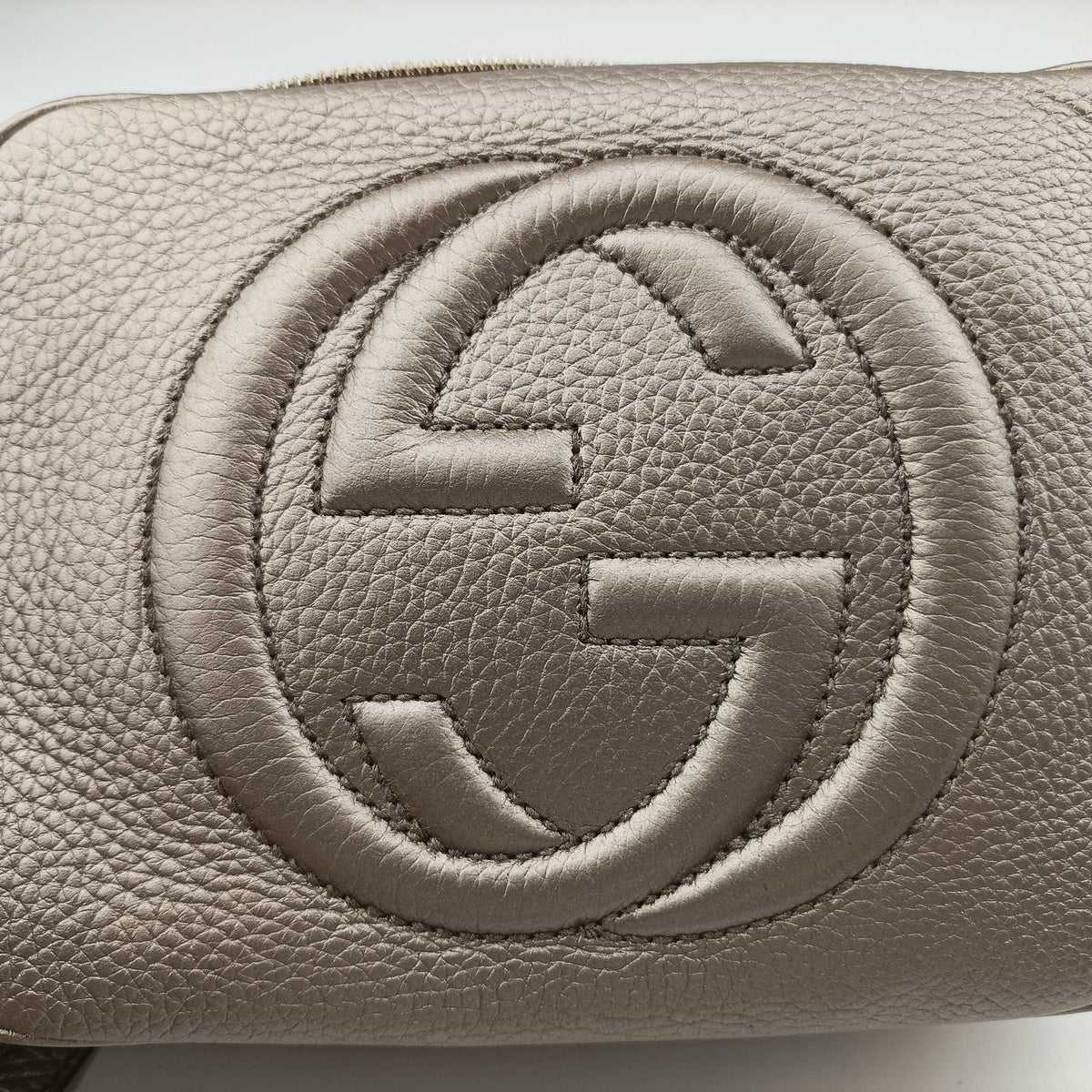 Pre-owned Gucci Soho Golden Leather 308364 shoulderbag | stylenewstar