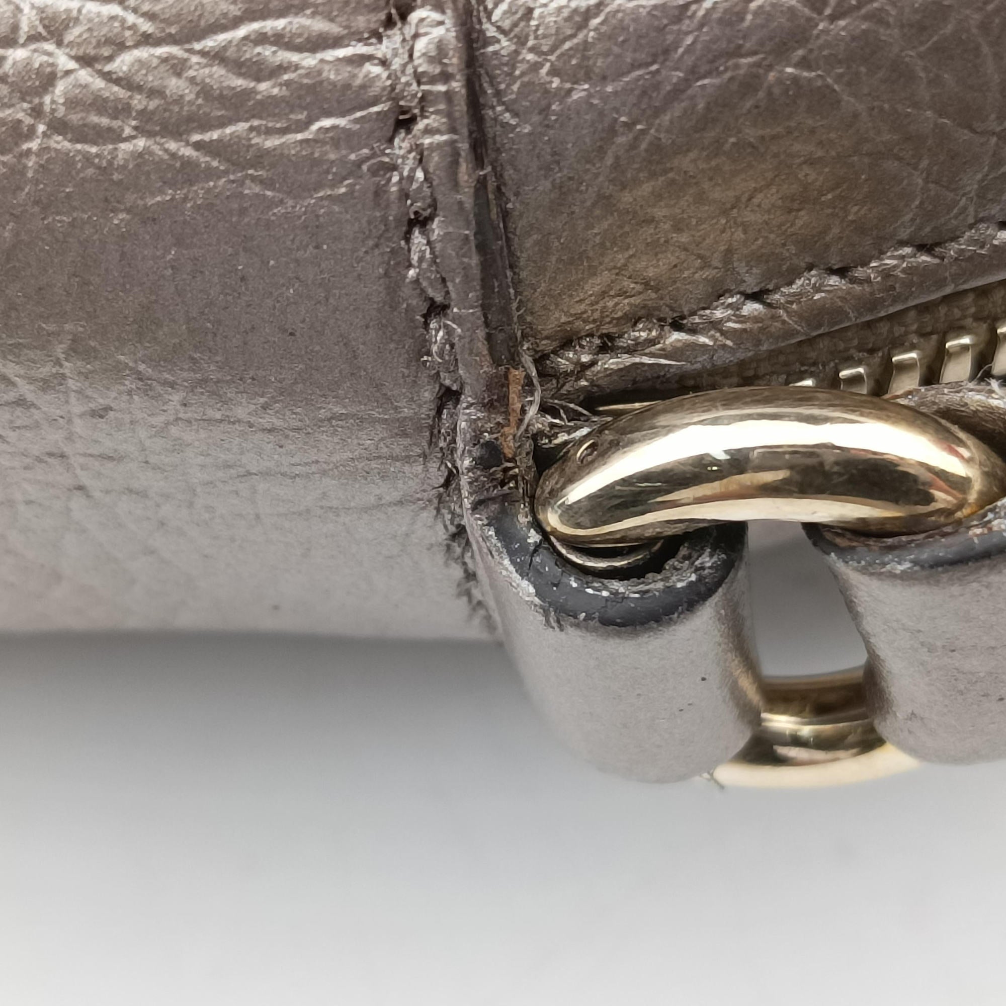 Pre-owned Gucci Soho Golden Leather 308364 shoulderbag | stylenewstar