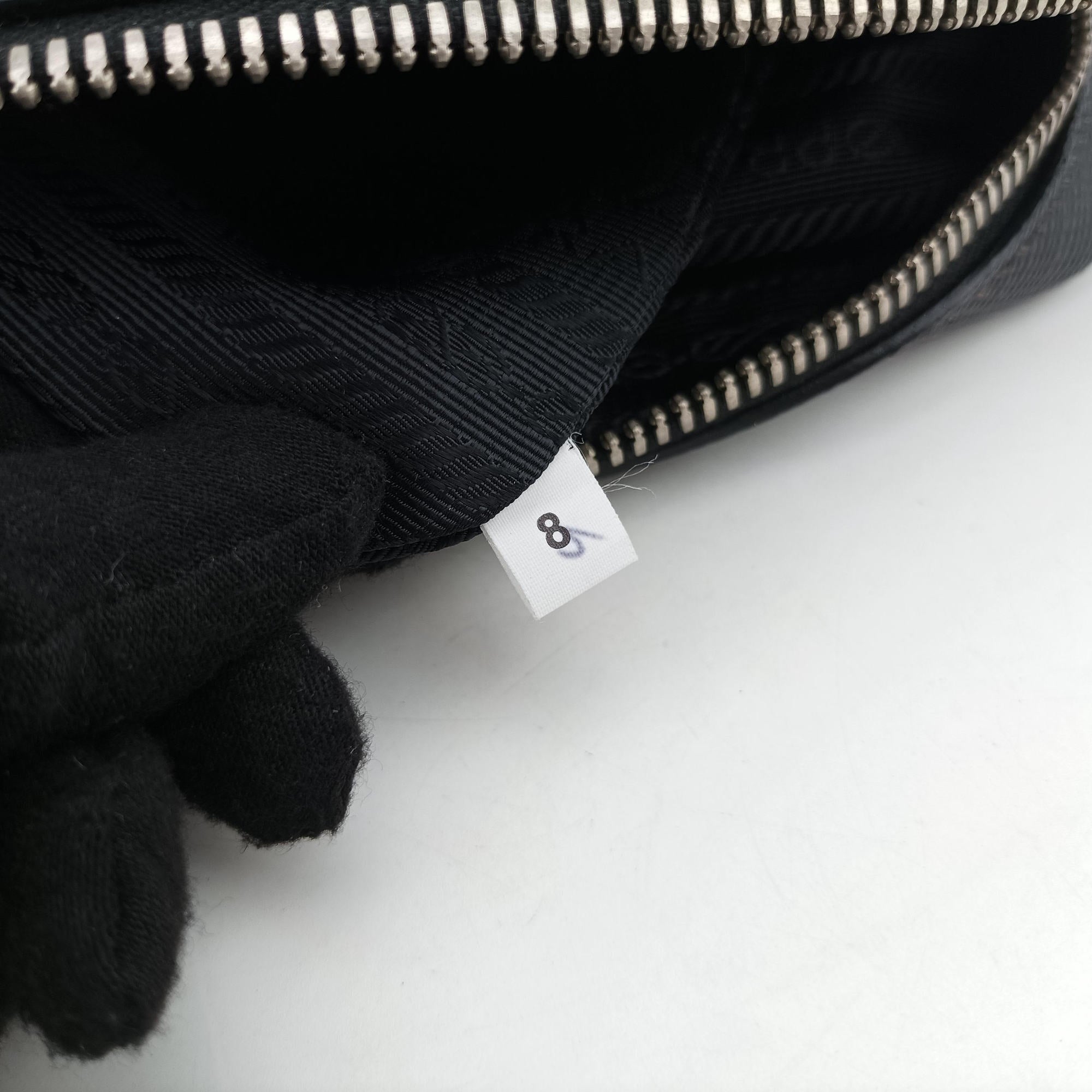 Secondhand Prada Messenger Black Saffiano leather 2VH004 crossbodybag | stylenewstar
