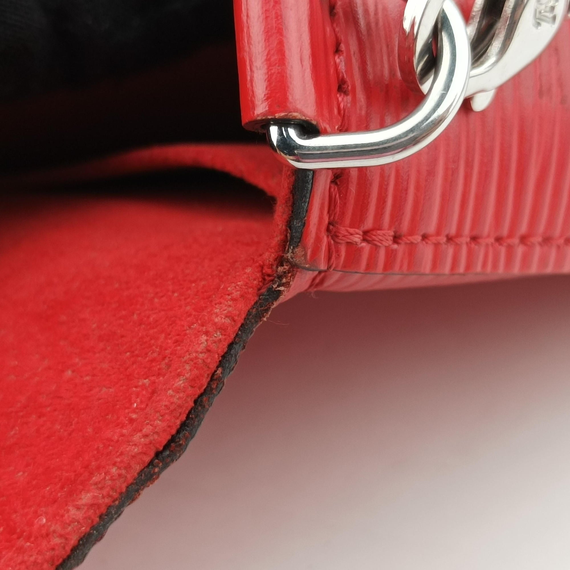 Pre-owned Louis Vuitton Pochette Felice COQUELICOT Epi M41559 shoulderbag | stylenewstar