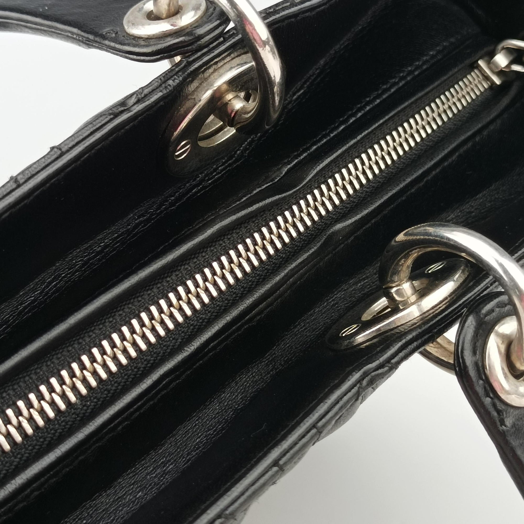 Secondhand Christian Dior Lady Dior Black lambskin  shoulderbag | stylenewstar
